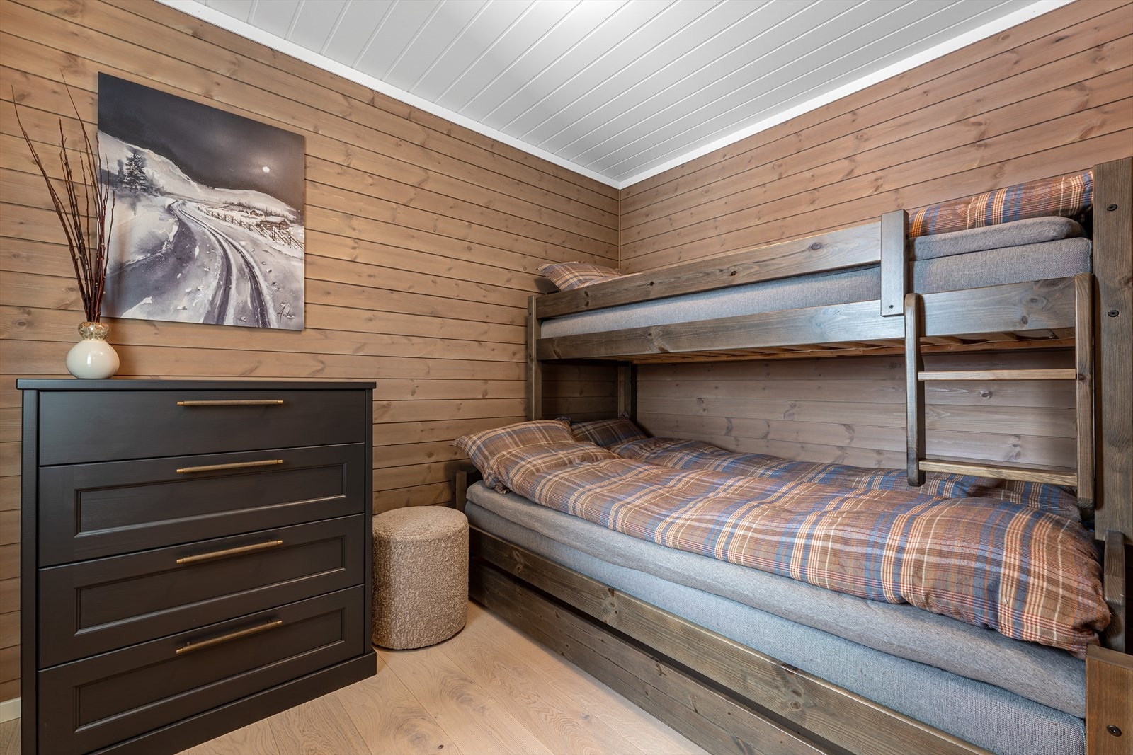 Soverom innredet med køyeseng Galleribilde