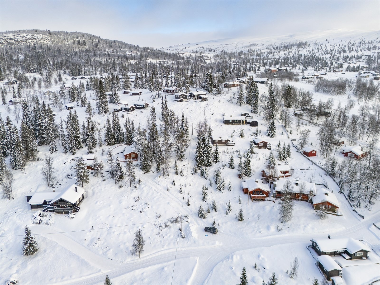 Mysusæter er et levende fjellsamfunn, med servicefasiliteter som butikk og hotell i nærheten. Galleribilde