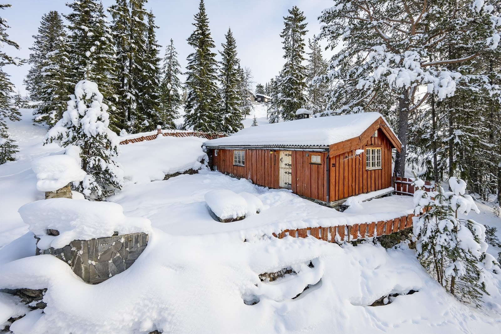 Eiendommen er moden for vedlikehold. Galleribilde