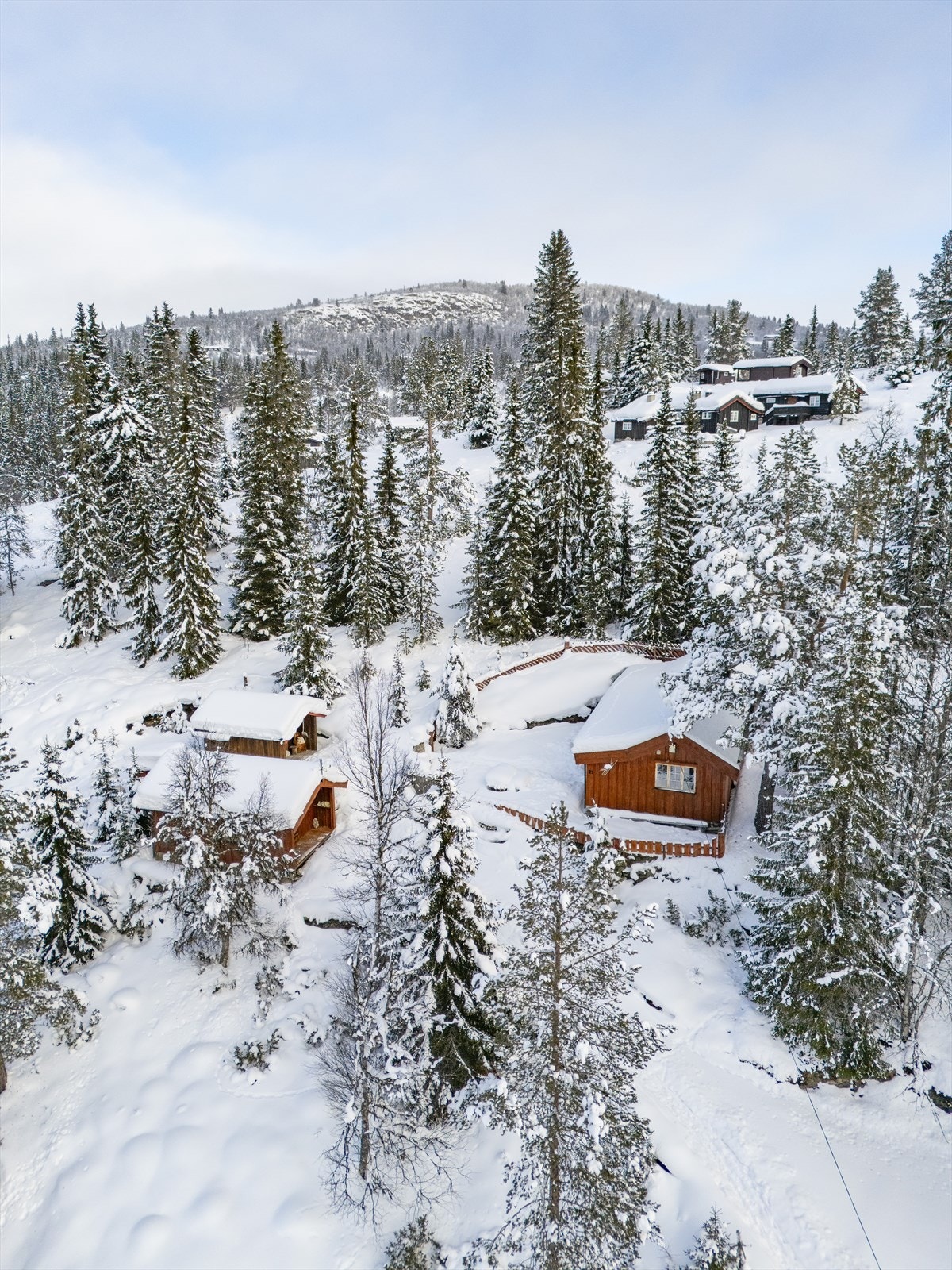 Området byr på et omfattende nettverk av merkede turstier for både sommer- og vinterbruk. Galleribilde