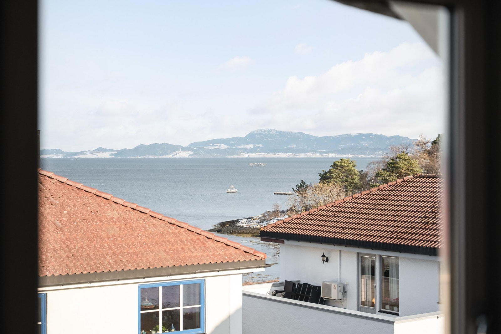 Utsikt fra soveroms vinduet. Galleribilde