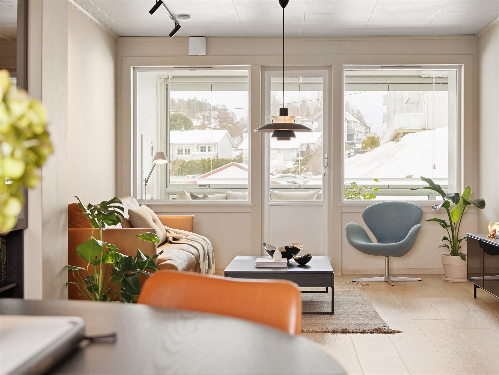 Fra stuen er det også utgang til den innglassede balkongen som måler hele 18 m². Galleribilde