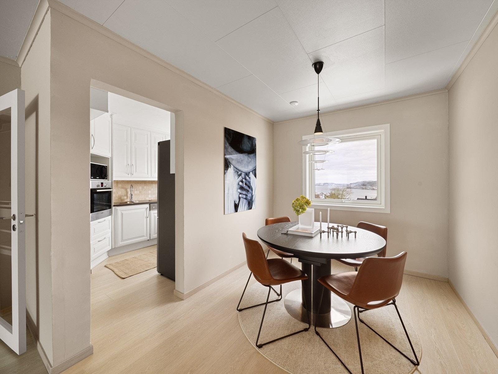 Her kan man invitere både venner og familie for hyggelige kvelder! Galleribilde