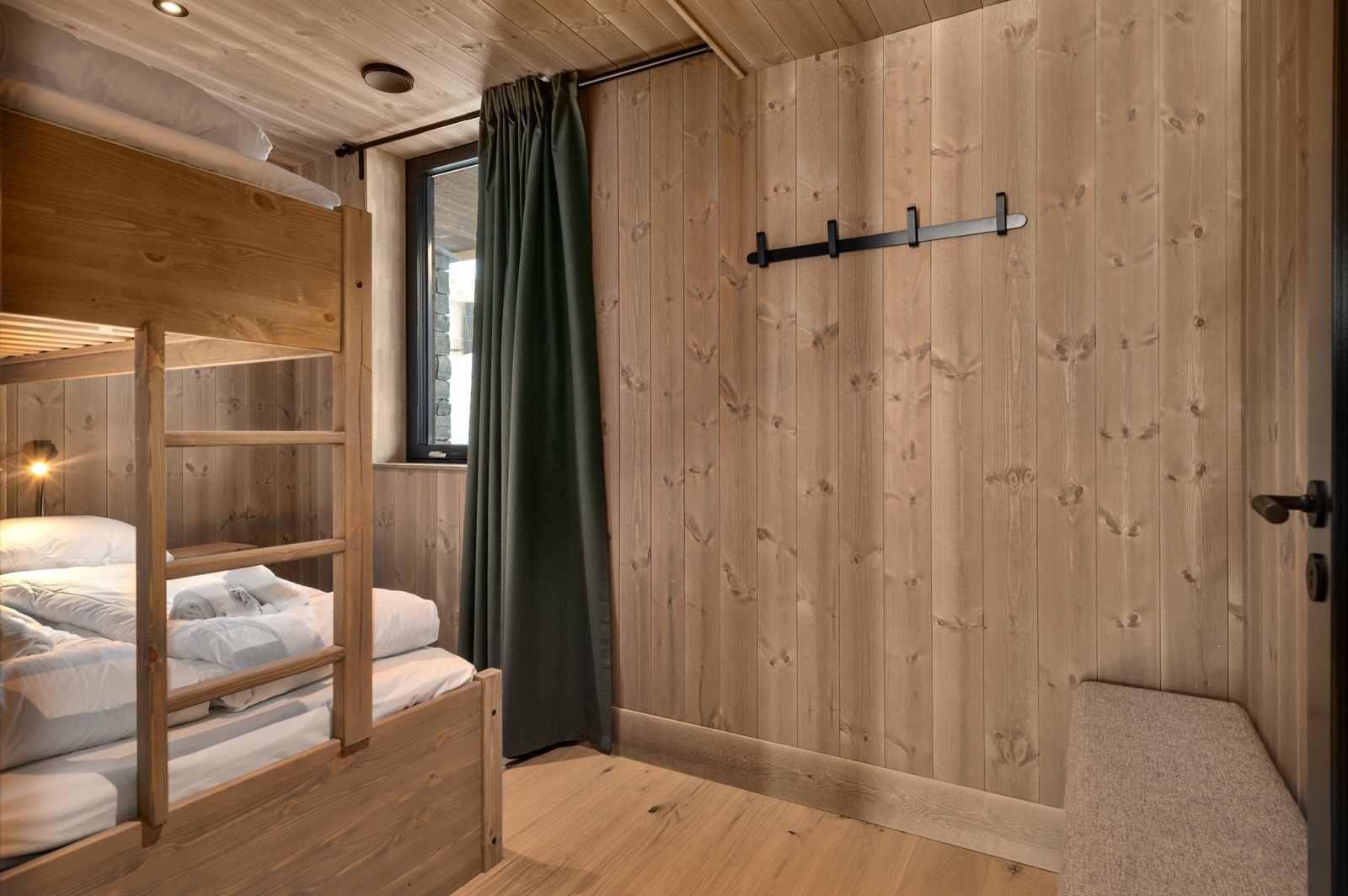 Soverom 3 med god plass til familiekøye Galleribilde