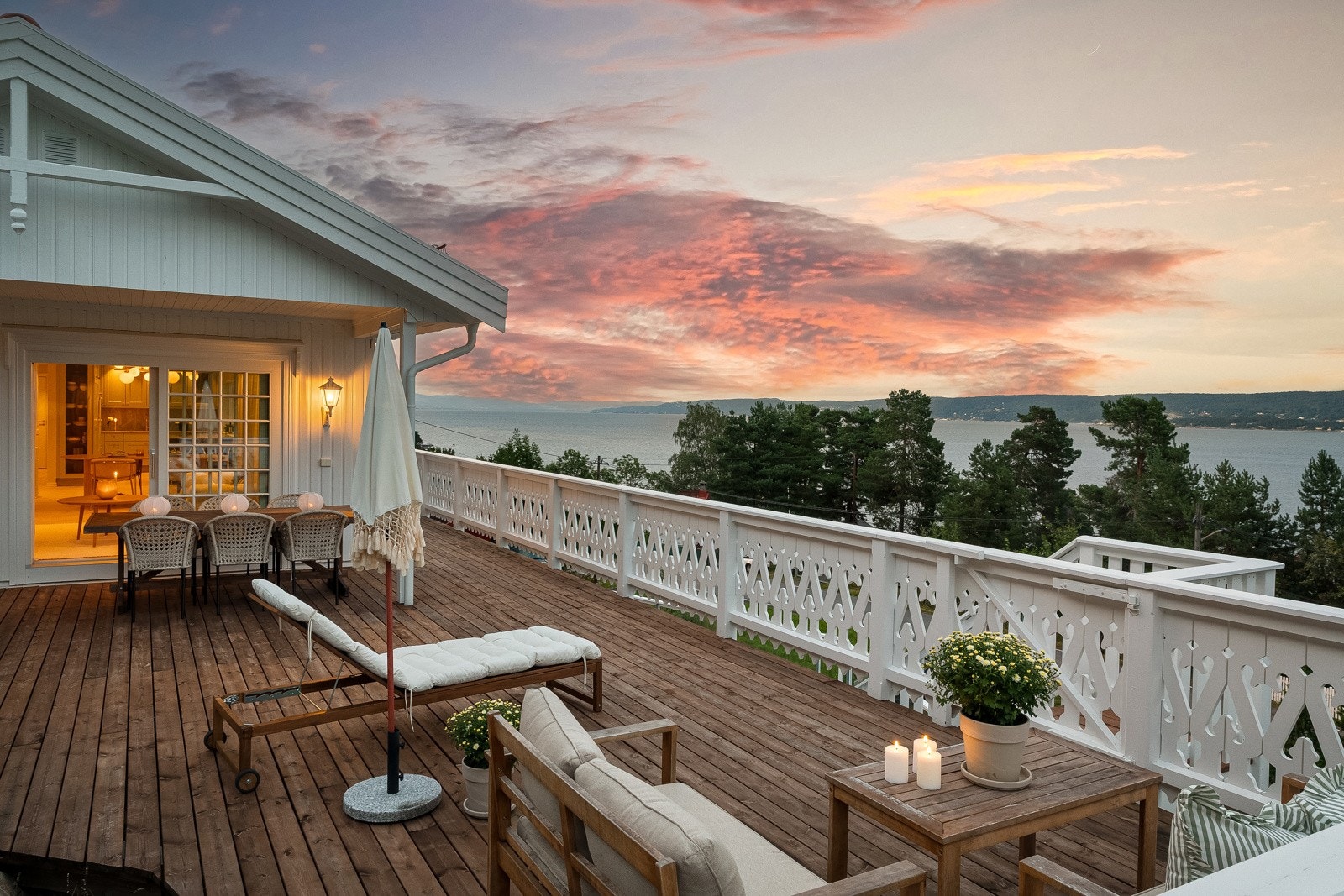 Privatmegleren ved Ole Eirik Thunshelle ønsker velkommen til Sundbyveien 55 Galleribilde