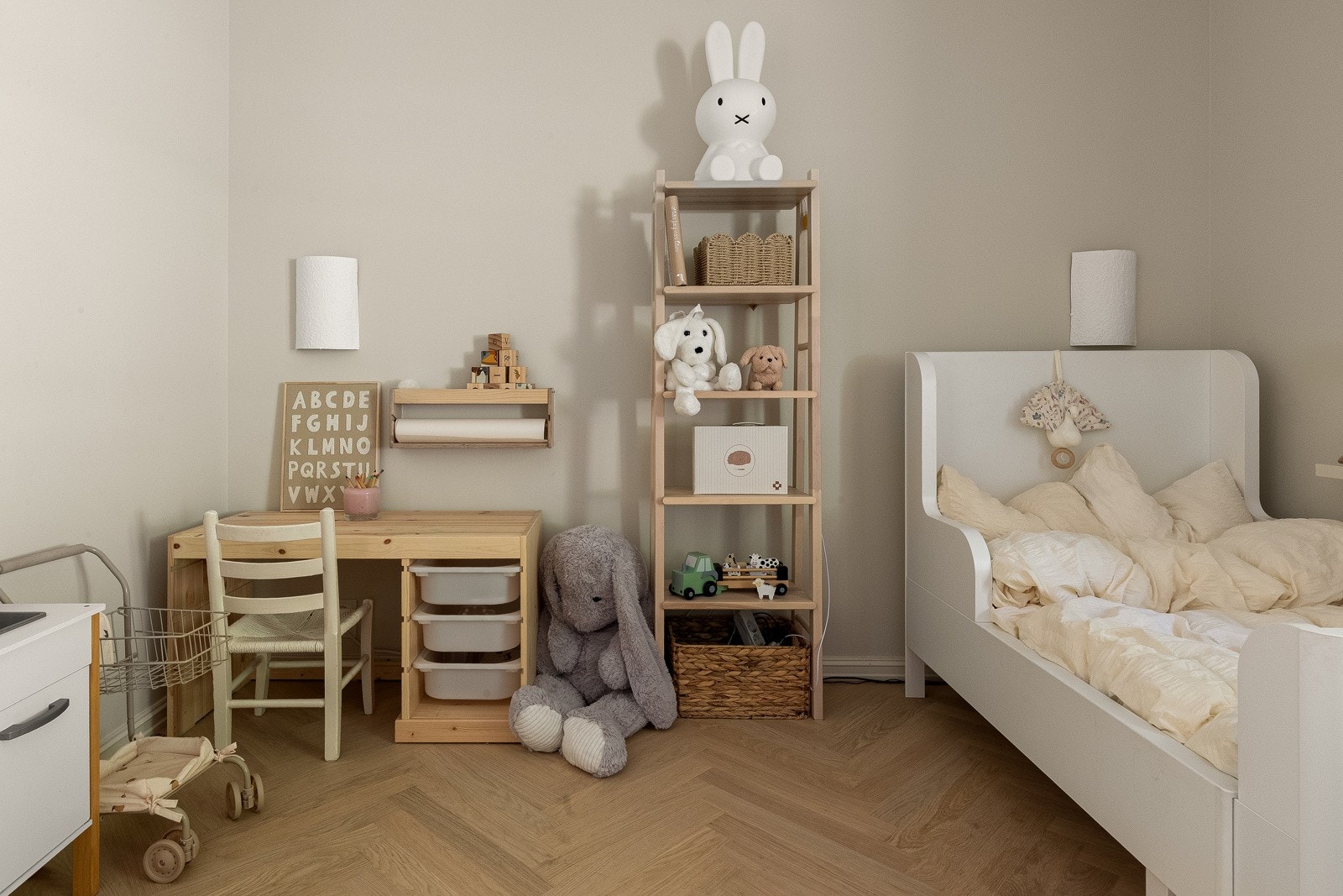 Her er det plass til leker, barneseng etc. Galleribilde