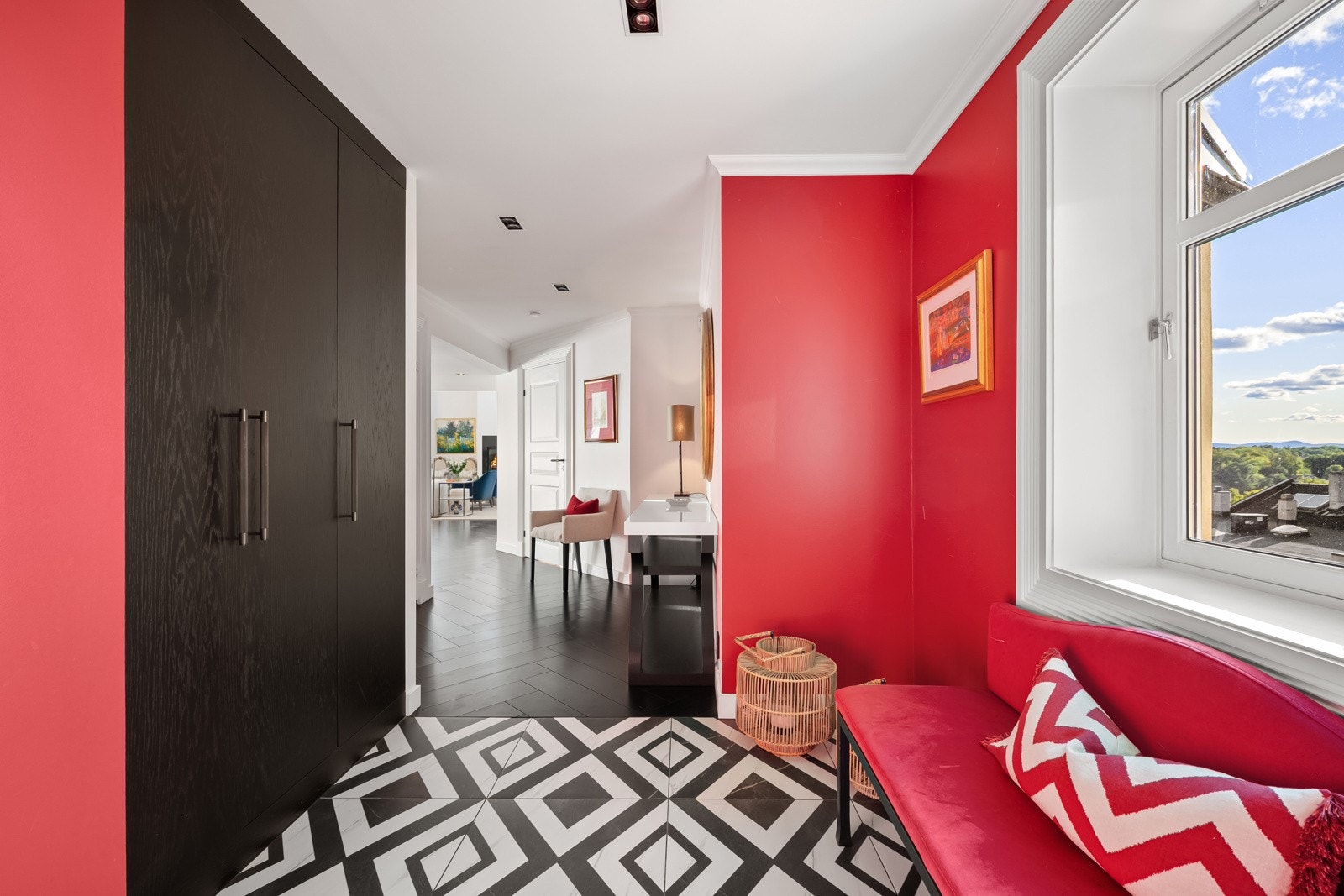 Alle oppgraderinger er fagmessig utført, med materialer plukket fra øverste hylle, satt sammen til en stilren enhet. Galleribilde