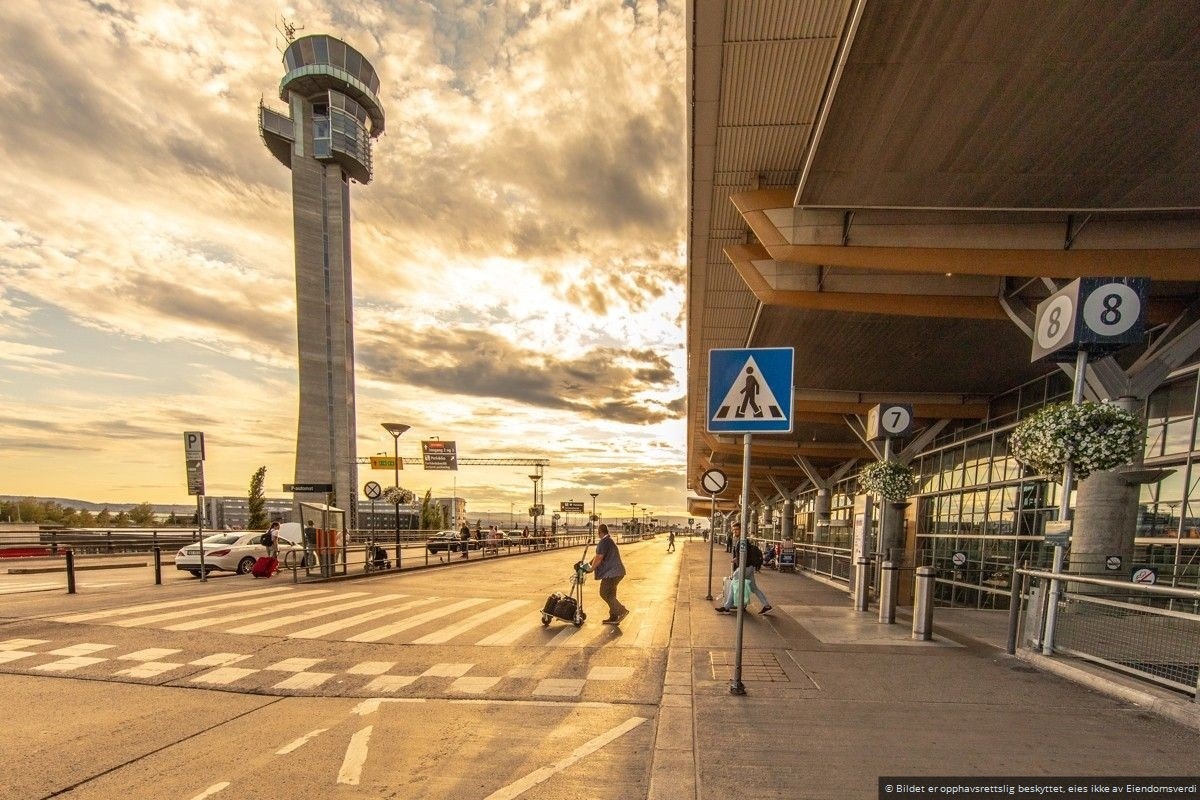 Fra leiligheten er det kort avstand til Oslo lufthavn Gardermoen. Galleribilde