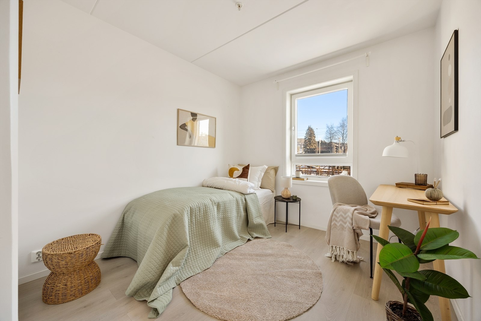 Det andre soverommet egner seg godt som barnerom, gjesterom eller kontor. Galleribilde