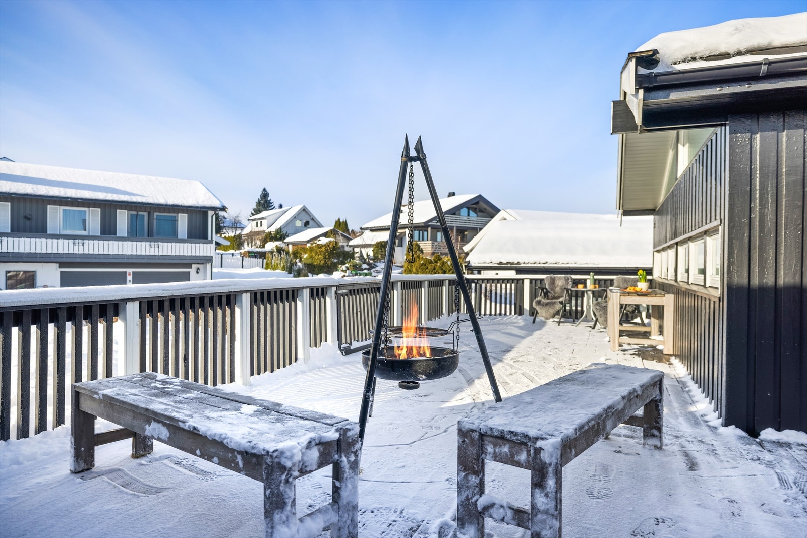 En ideell plass for grilling og utendørs hygge. Galleribilde