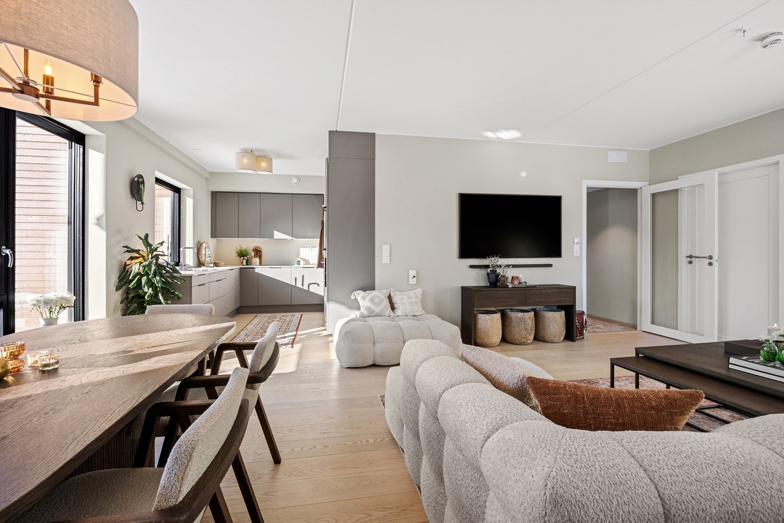 Stue/kjøkken. Galleribilde