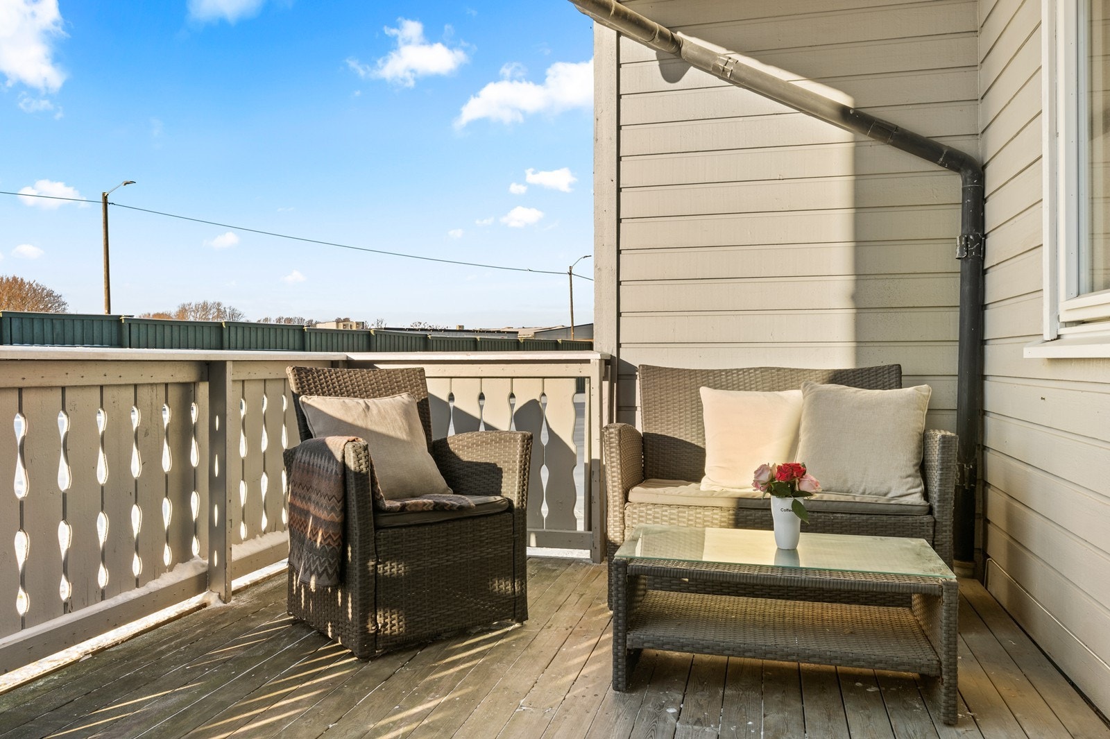 Uteplassen er skjermet og har direkte tilgang til fellesarealene. Galleribilde