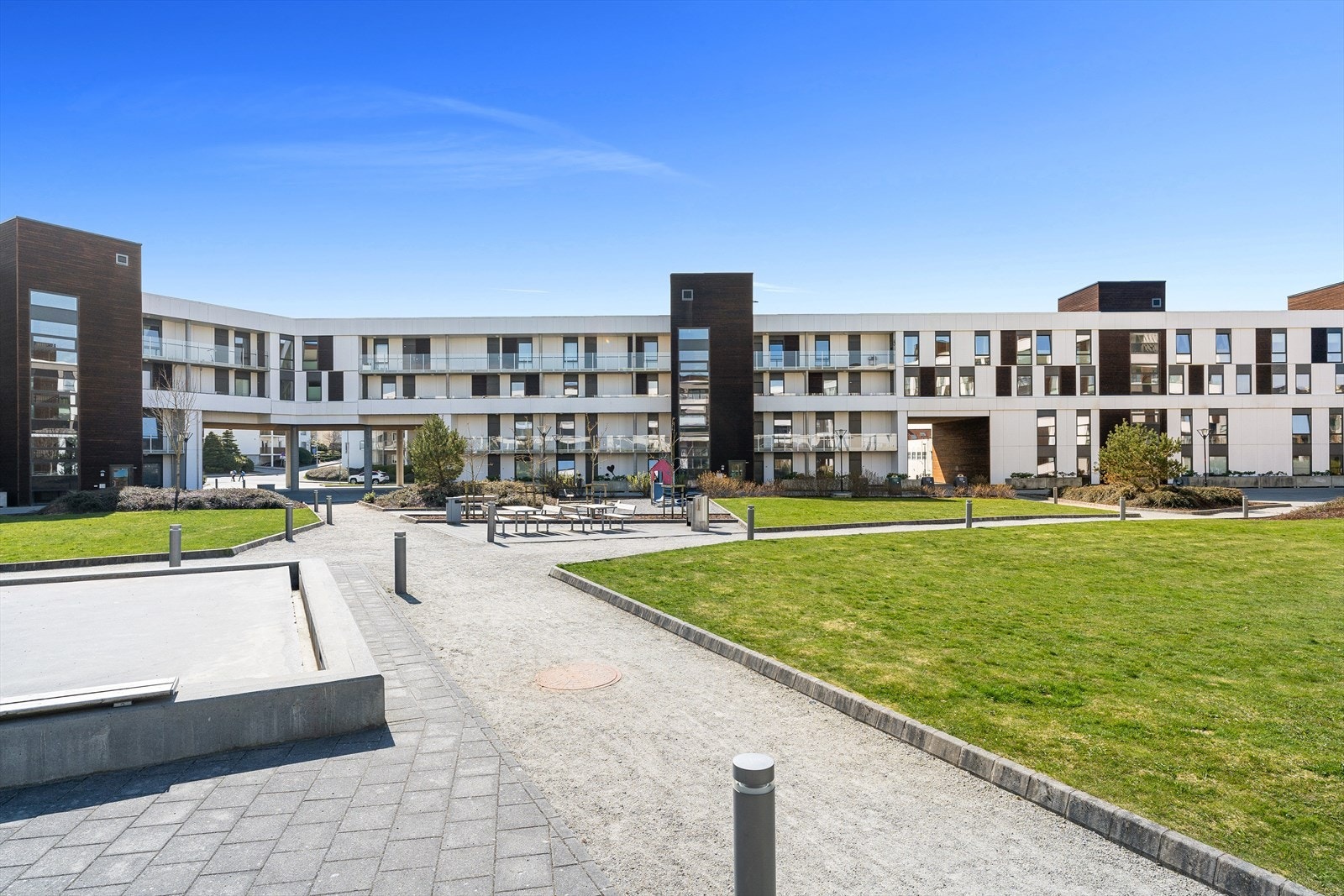 004_.jpg Galleribilde