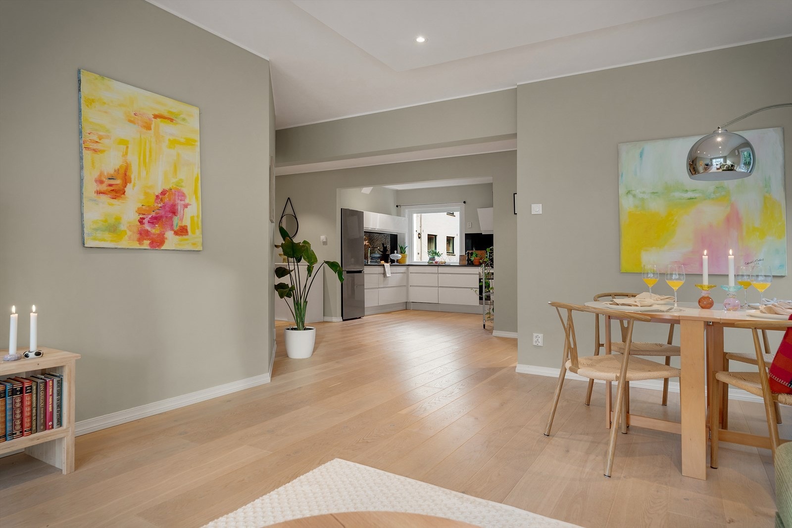 - Leiligheten er pusset opp i 2016 (iht. tidligere salgsoppgave) med lekre detaljer - Galleribilde