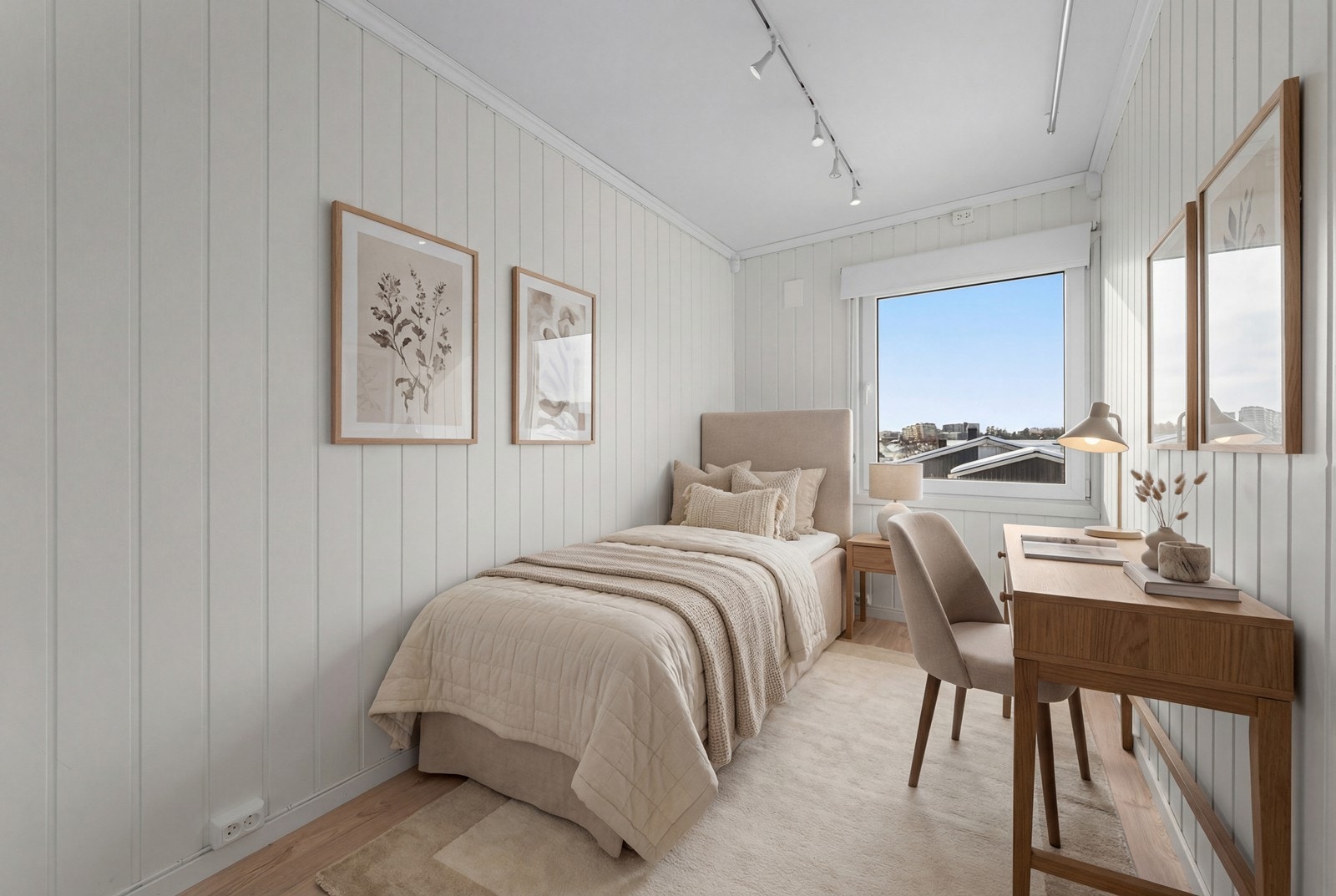 Et lyst og anvendelig rom, ideelt som barnerom, gjesterom eller kontor. (digitalt stylet) Galleribilde