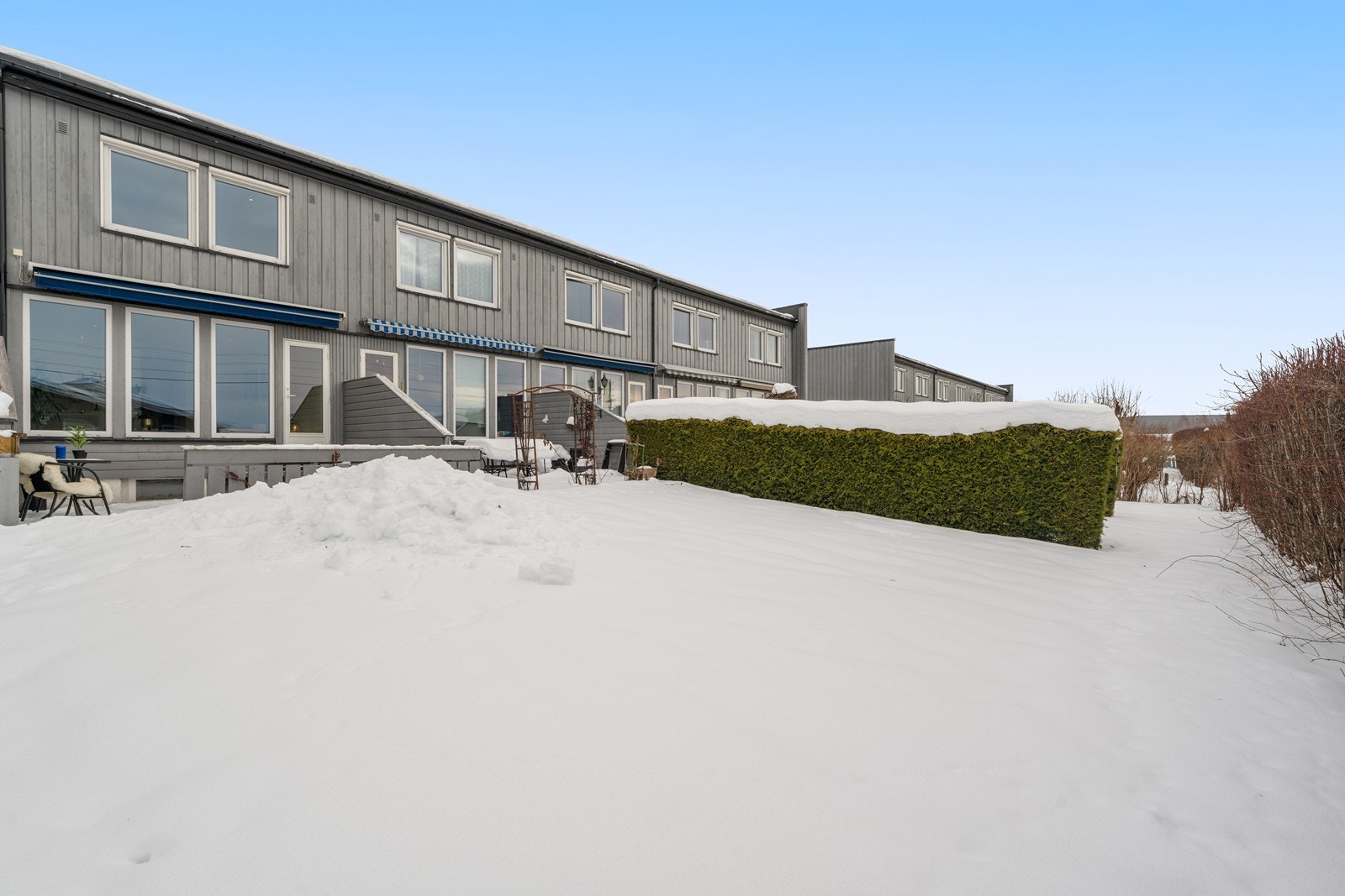 Boligen er en del av Ringen Borettslag, som består av 42 boliger. Galleribilde