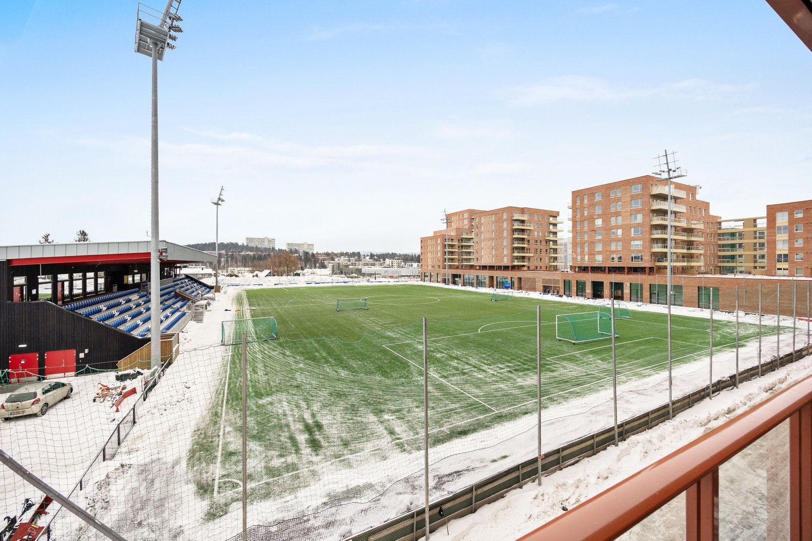 Utsikt fra den østvendte balkongen Galleribilde