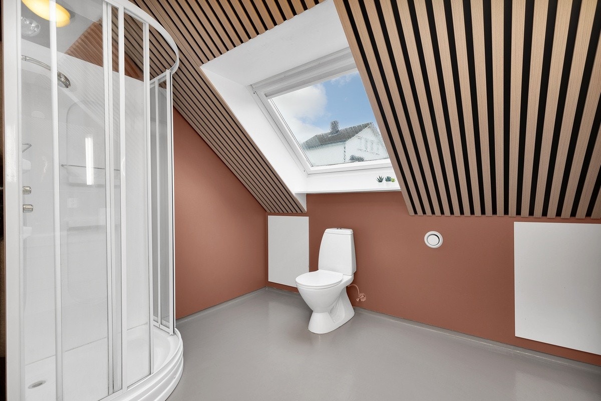 Bad 2. etg Galleribilde