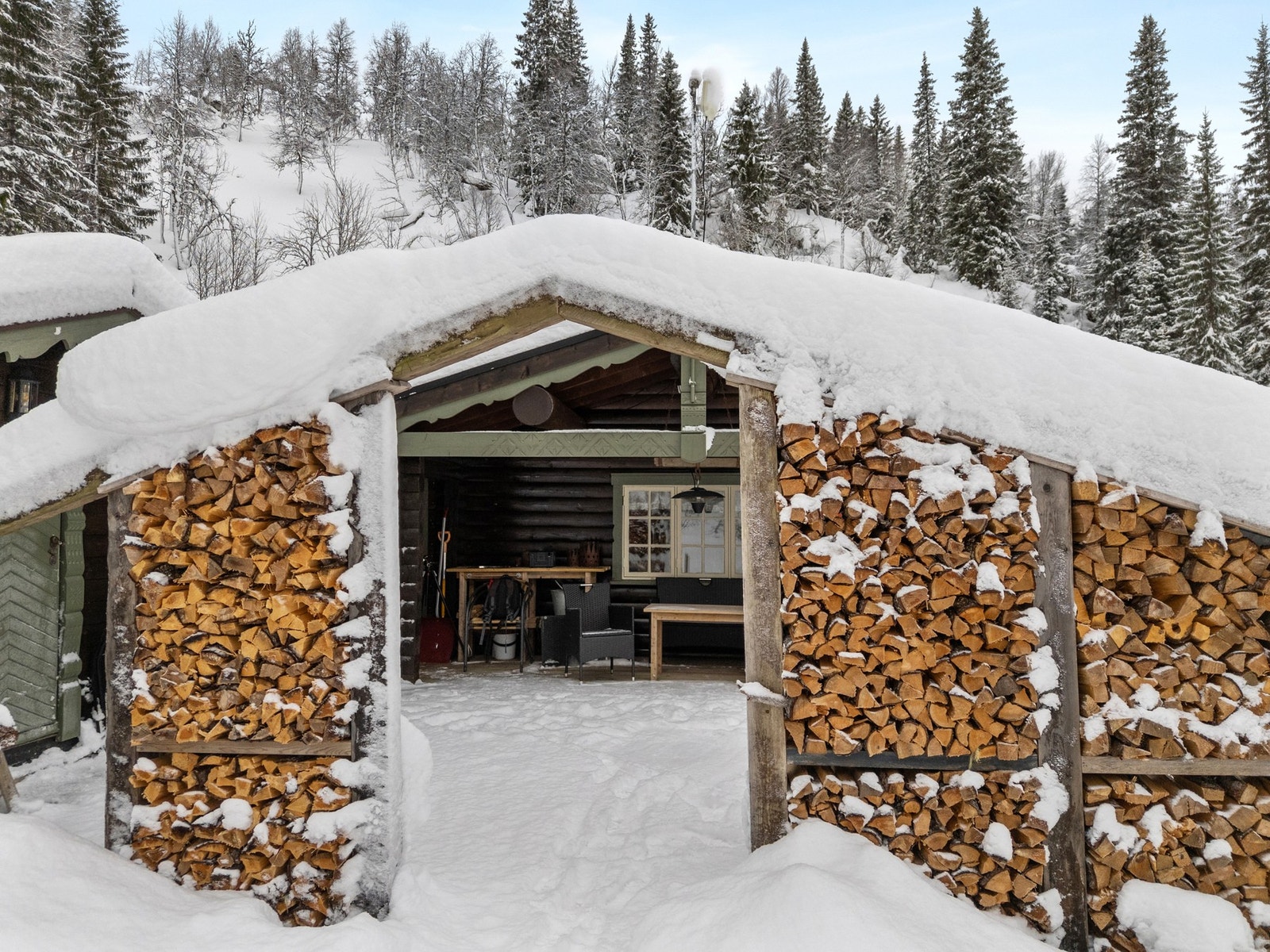 Fasadebilde - Uteområde. Galleribilde