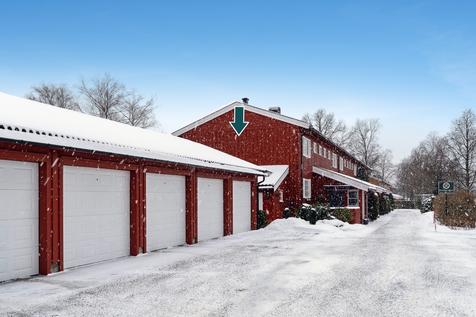 Det medfølger garasjeplass til boligen Galleribilde
