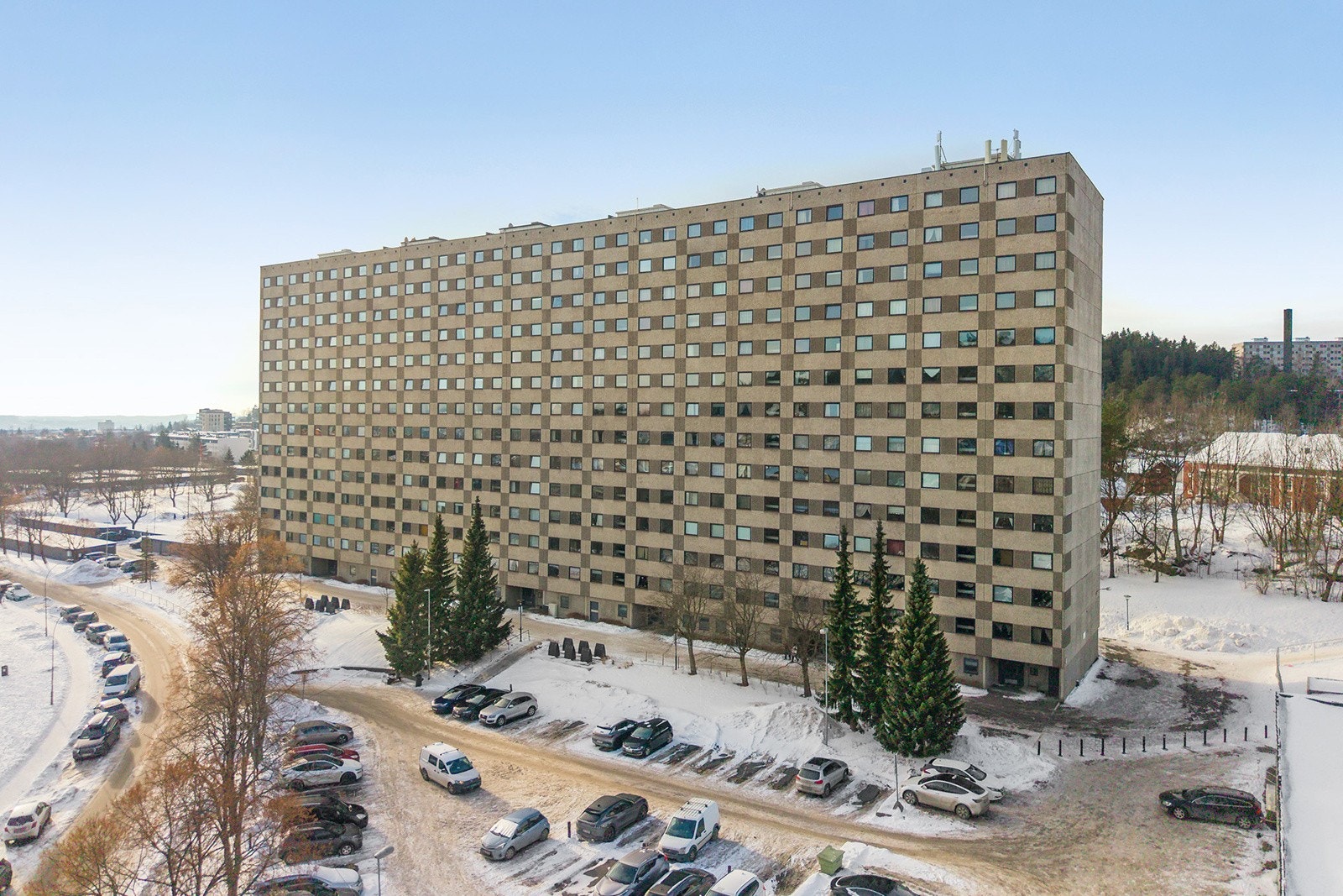 Fasade med inngangsparti. Galleribilde