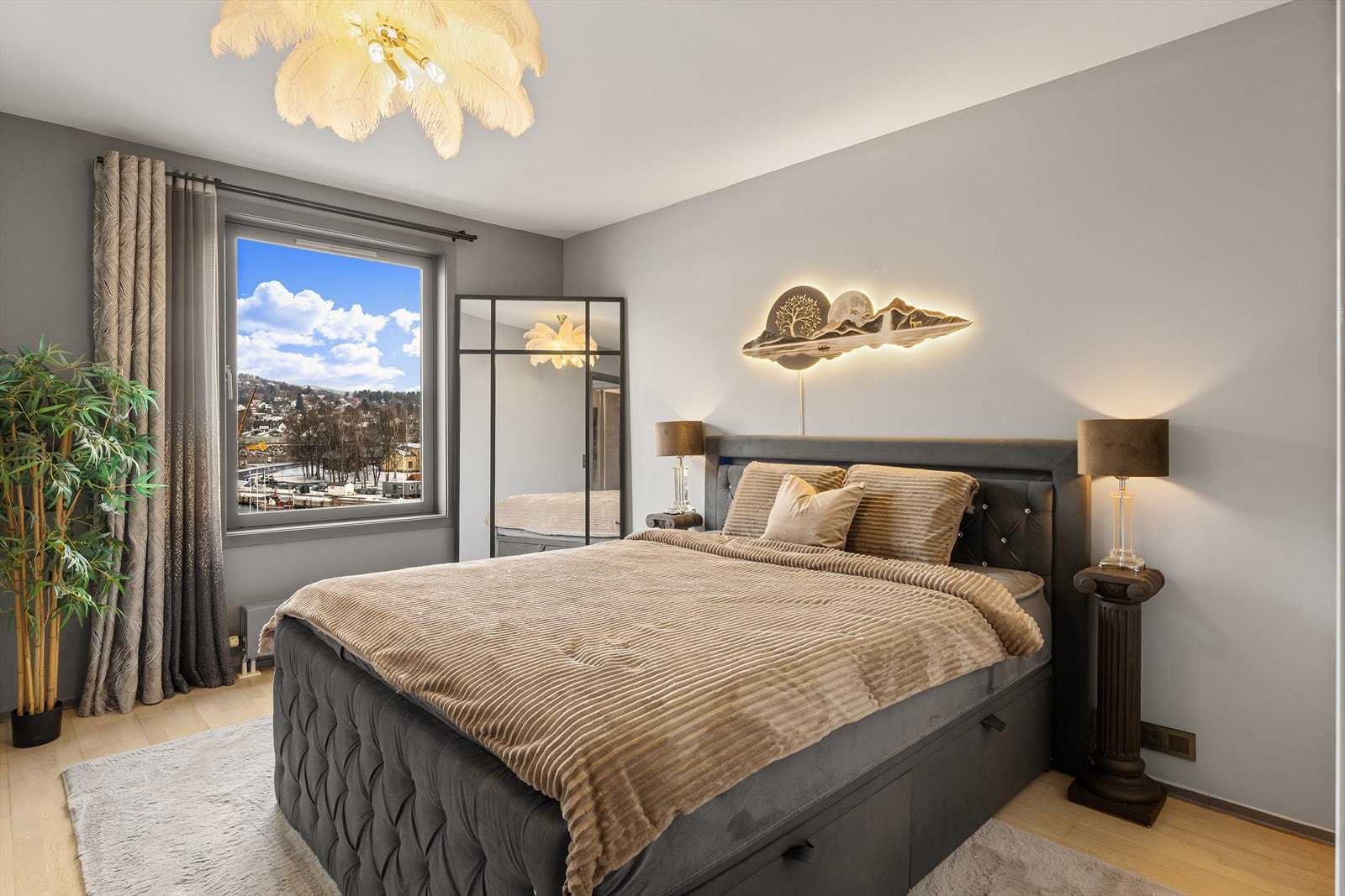 Hovedsoverom med sjøutsyn Galleribilde