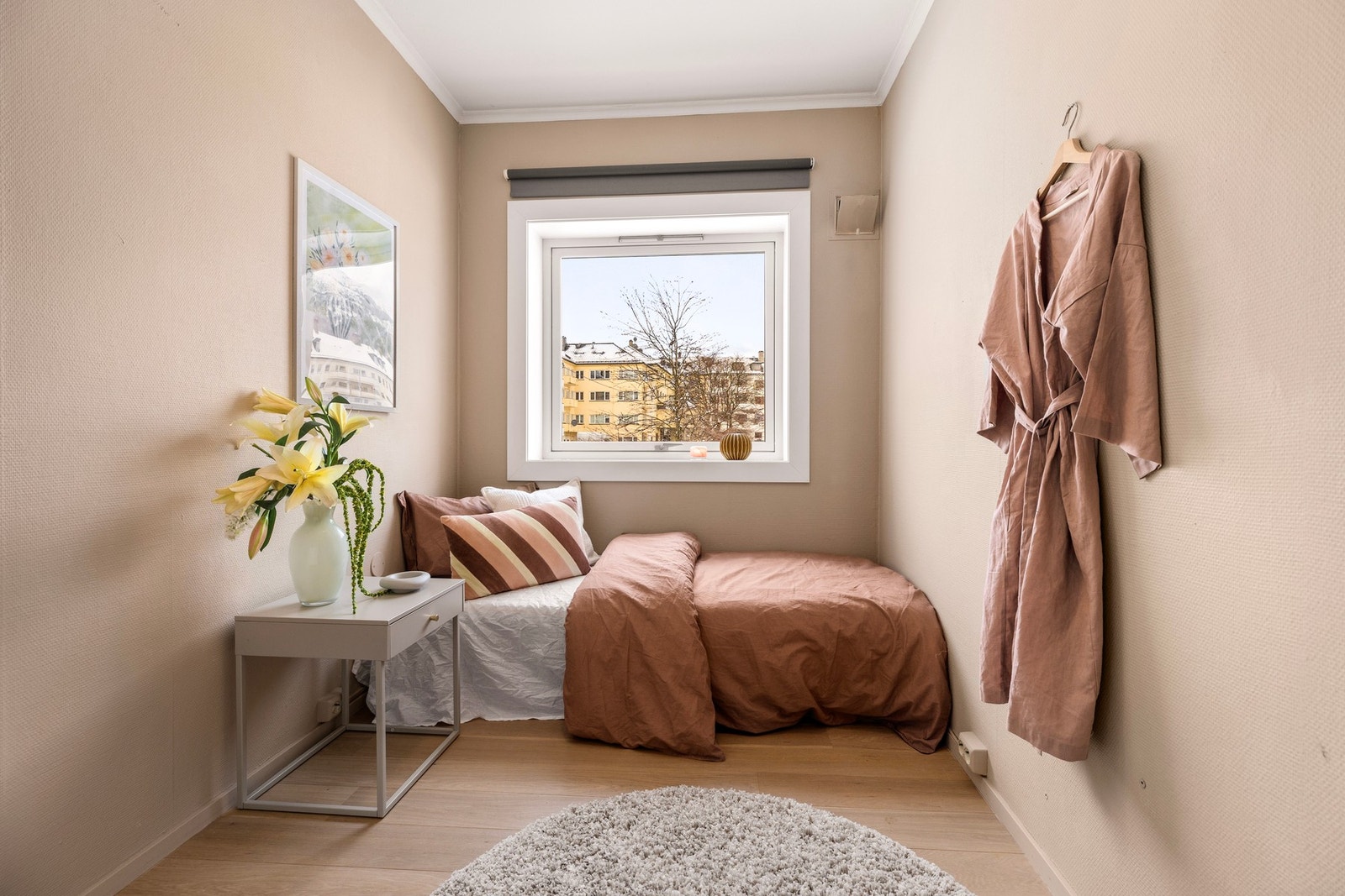 Det tredje soverommet er 6 kvm - Om du ikke trenger alle soverommene kan du fint leie ut et rom for skattefri inntekt Galleribilde