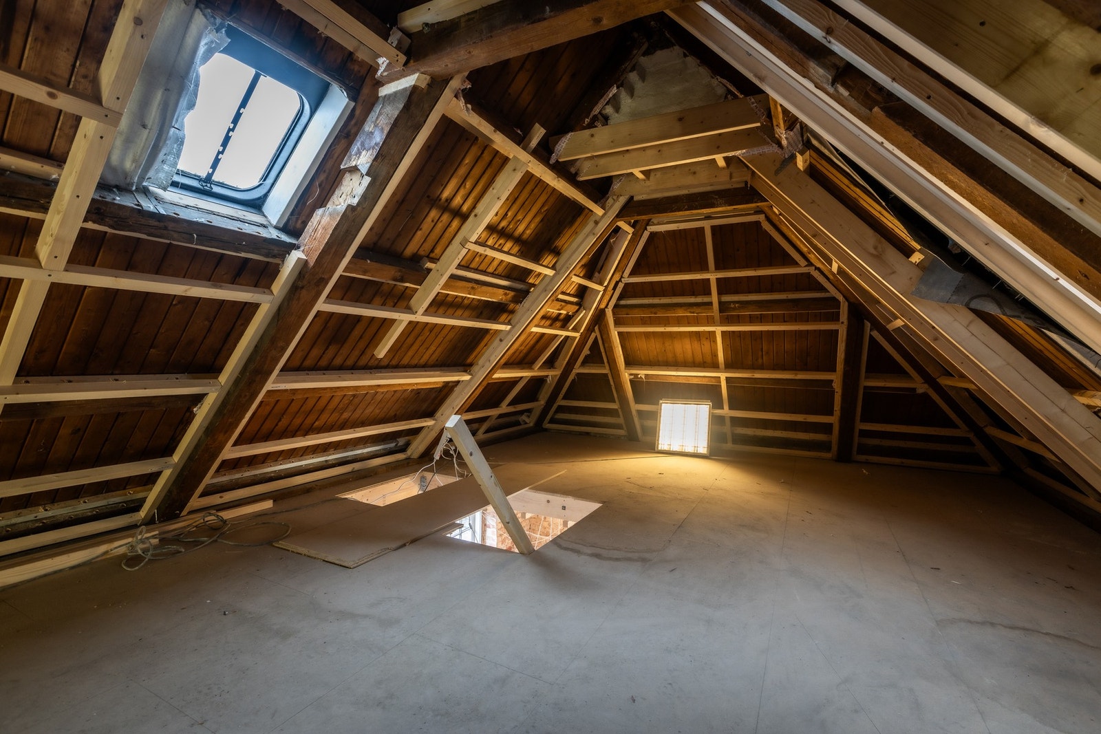 I forbindelse med bruksendringen etableres to takoppløft mot øst, og et halvmåneformet takopplett mot vest. Galleribilde