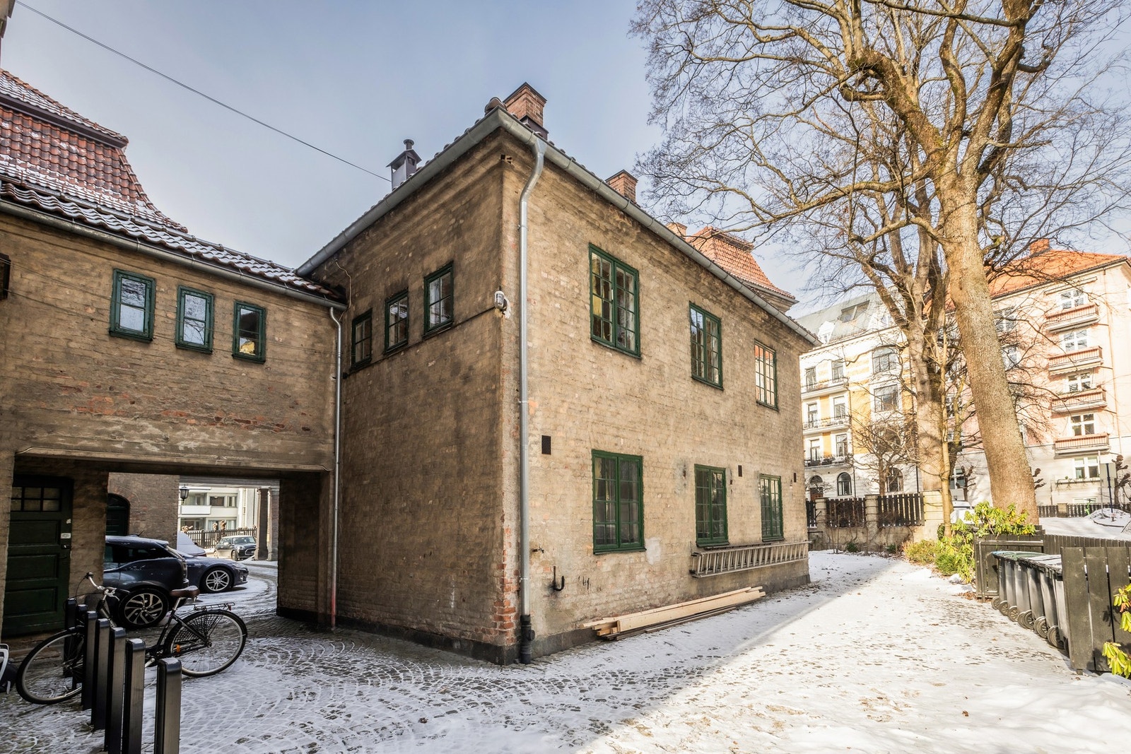 Fasade og felles areal på byggets bakside. Galleribilde