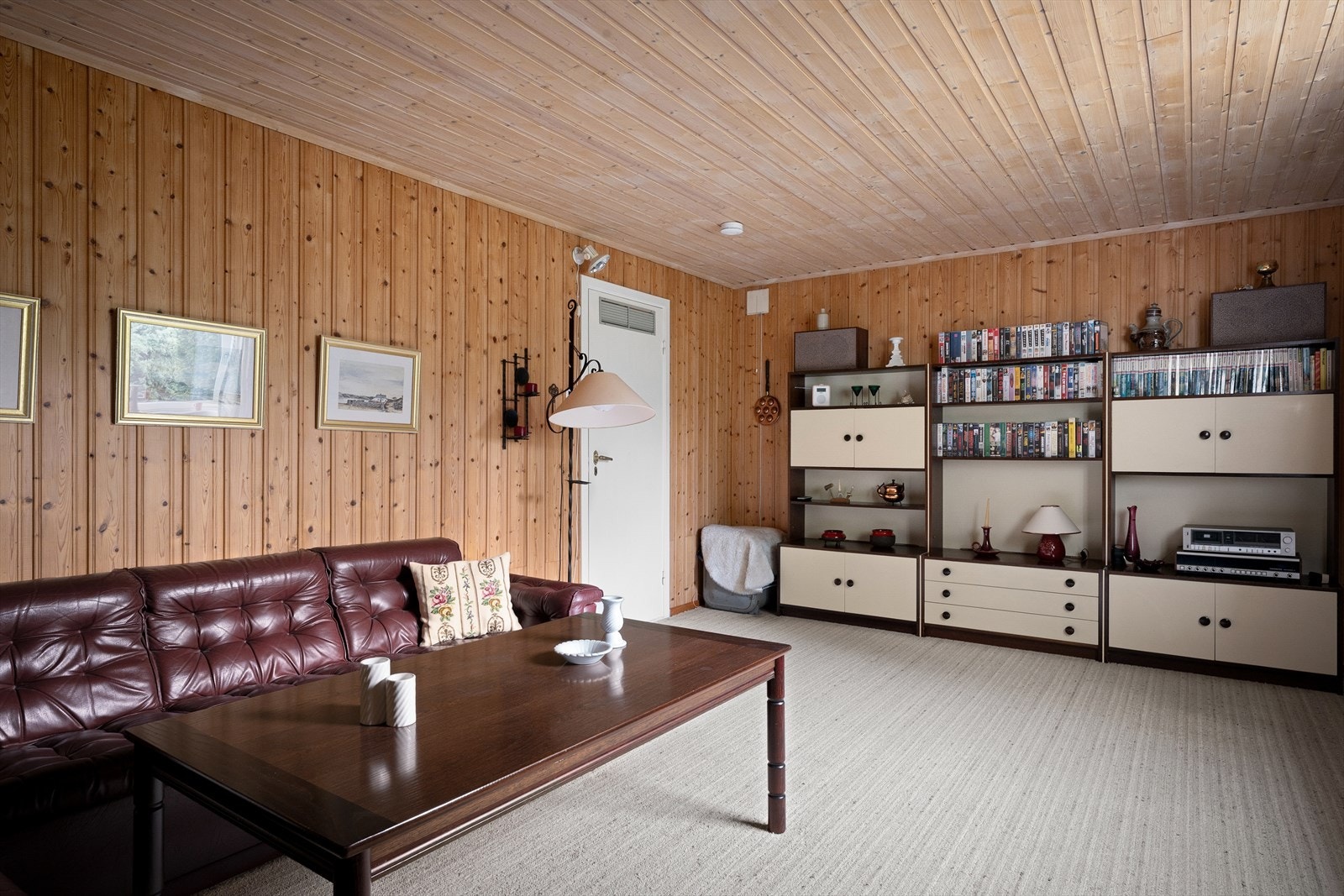 Romslig kjellerstue (ikke byggemeldt) Galleribilde