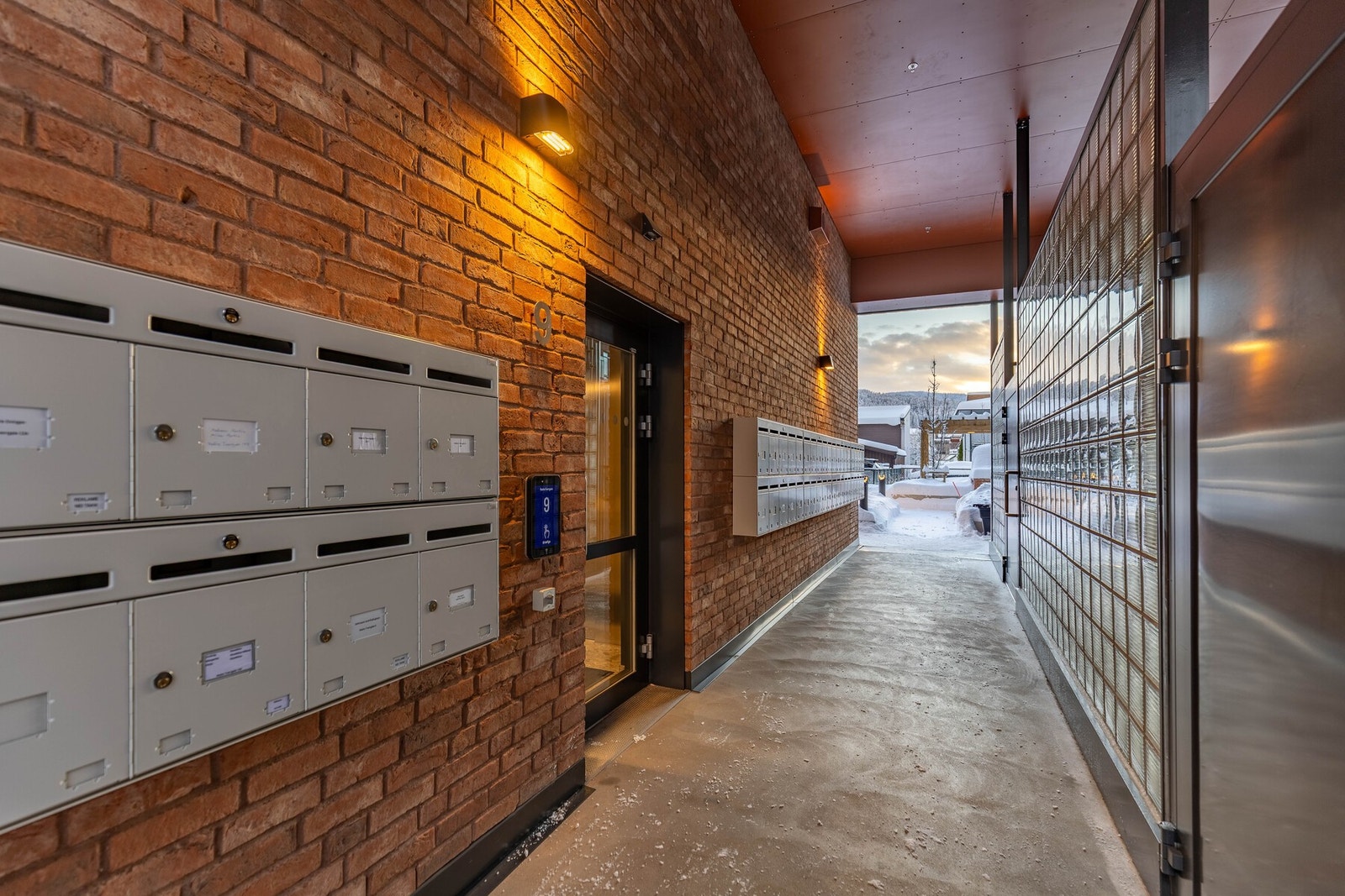 Leiligheten er en del av prosjektet Smiehagen som stod ferdig oppført i mai 2025. Galleribilde