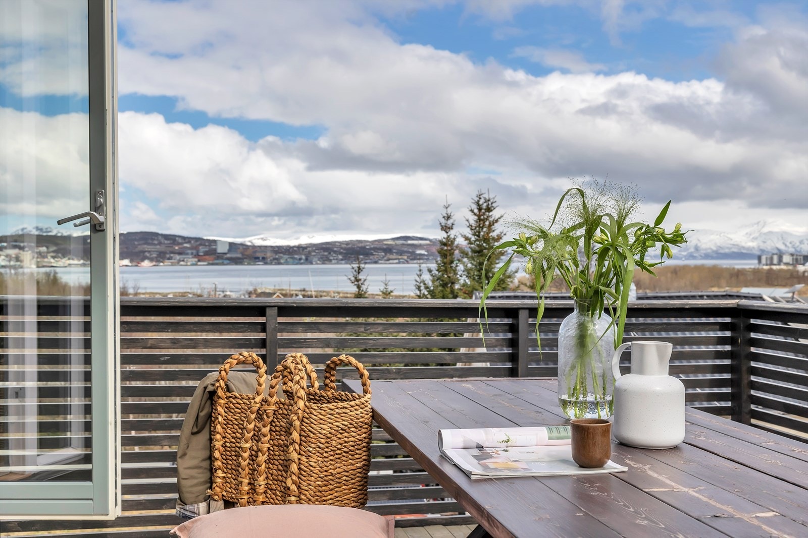 Boligen byr på flott utsikt! Galleribilde