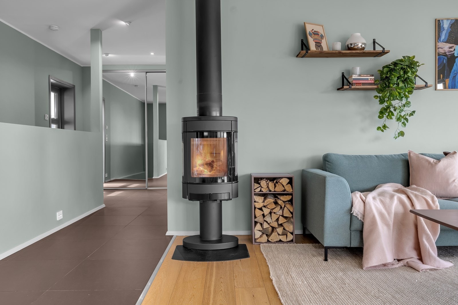 Vedovn for deilig vedfyring på høsten og om vinteren! Galleribilde