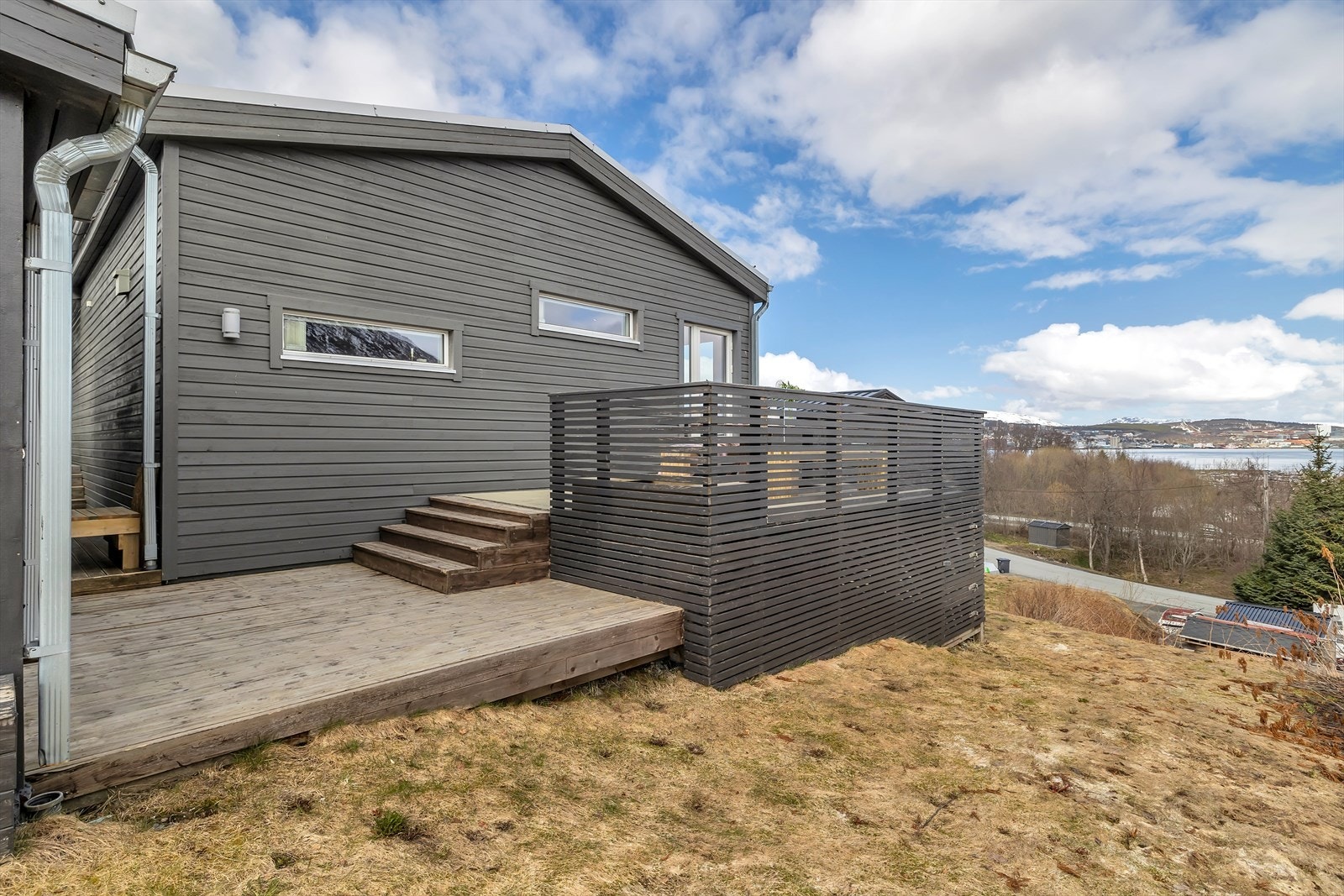 Her er det mye plass ute til flotte soner Galleribilde