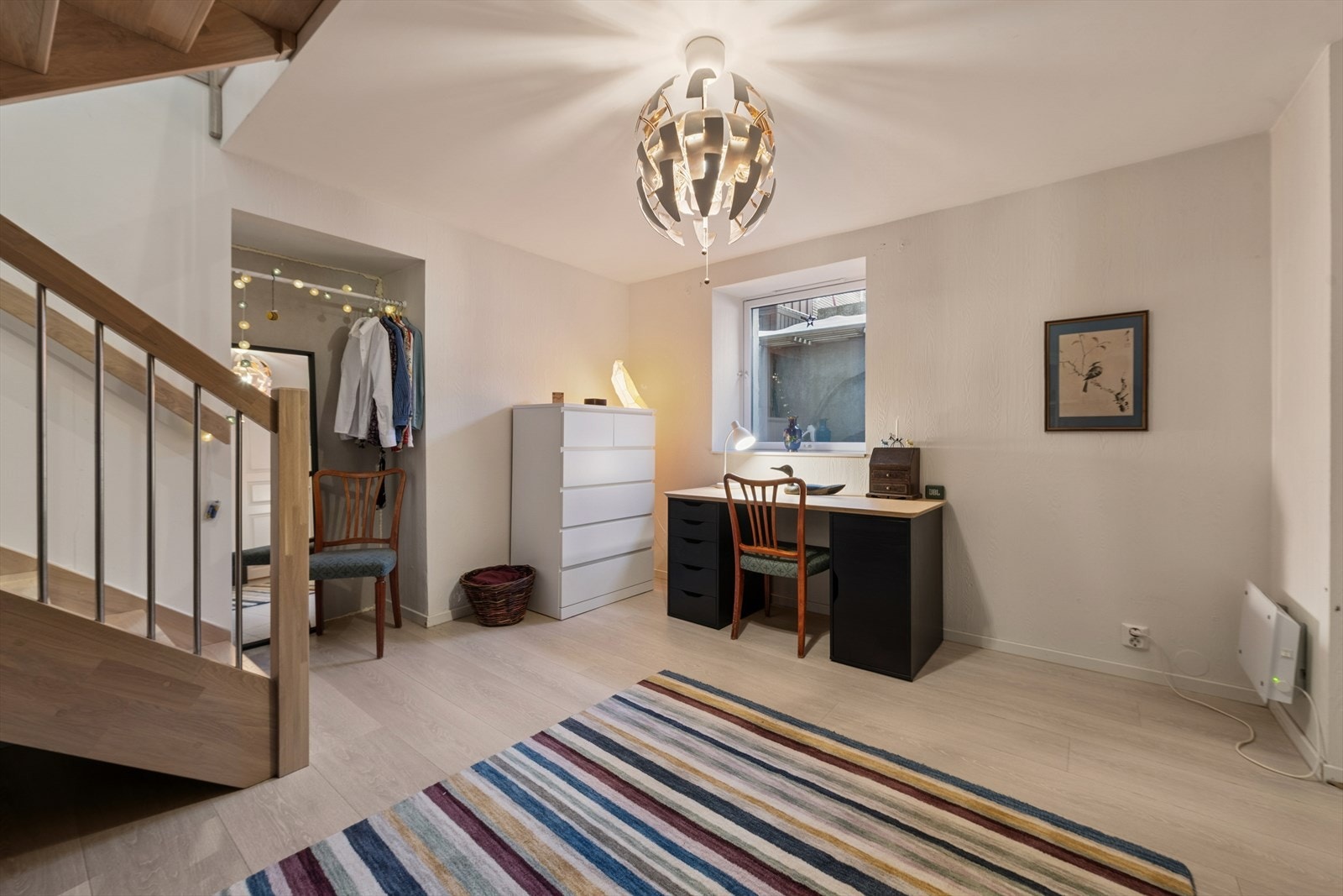 Gang i kjeller. Galleribilde