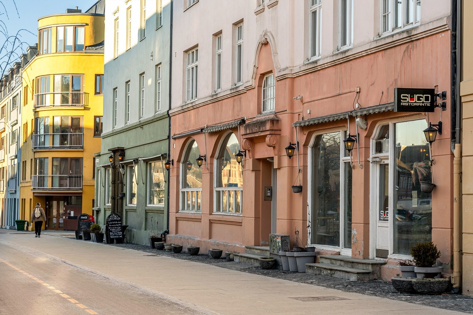 Innherredsveien har vært under stor opprustning og blitt en effektiv kollektivåre godt tilrettelagt for gående og syklende, gateliv og handelsvirksomhet. Galleribilde