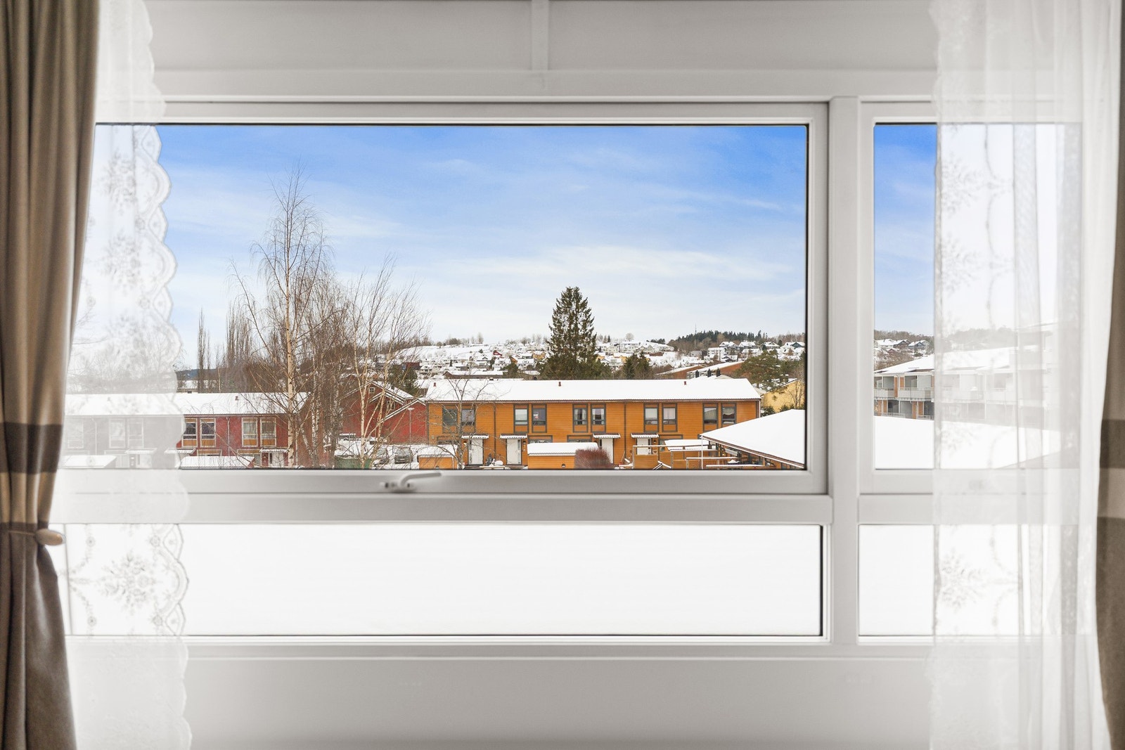 Nydelig utsikt fra leiligheten. Galleribilde