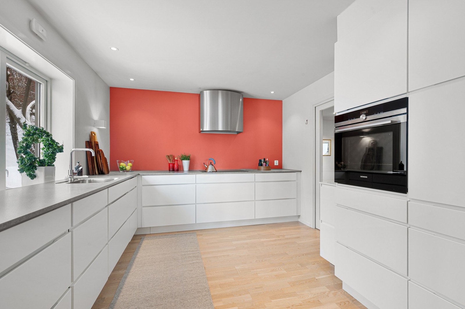 Lekkert kjøkken som ble oppusset i 2015. Galleribilde