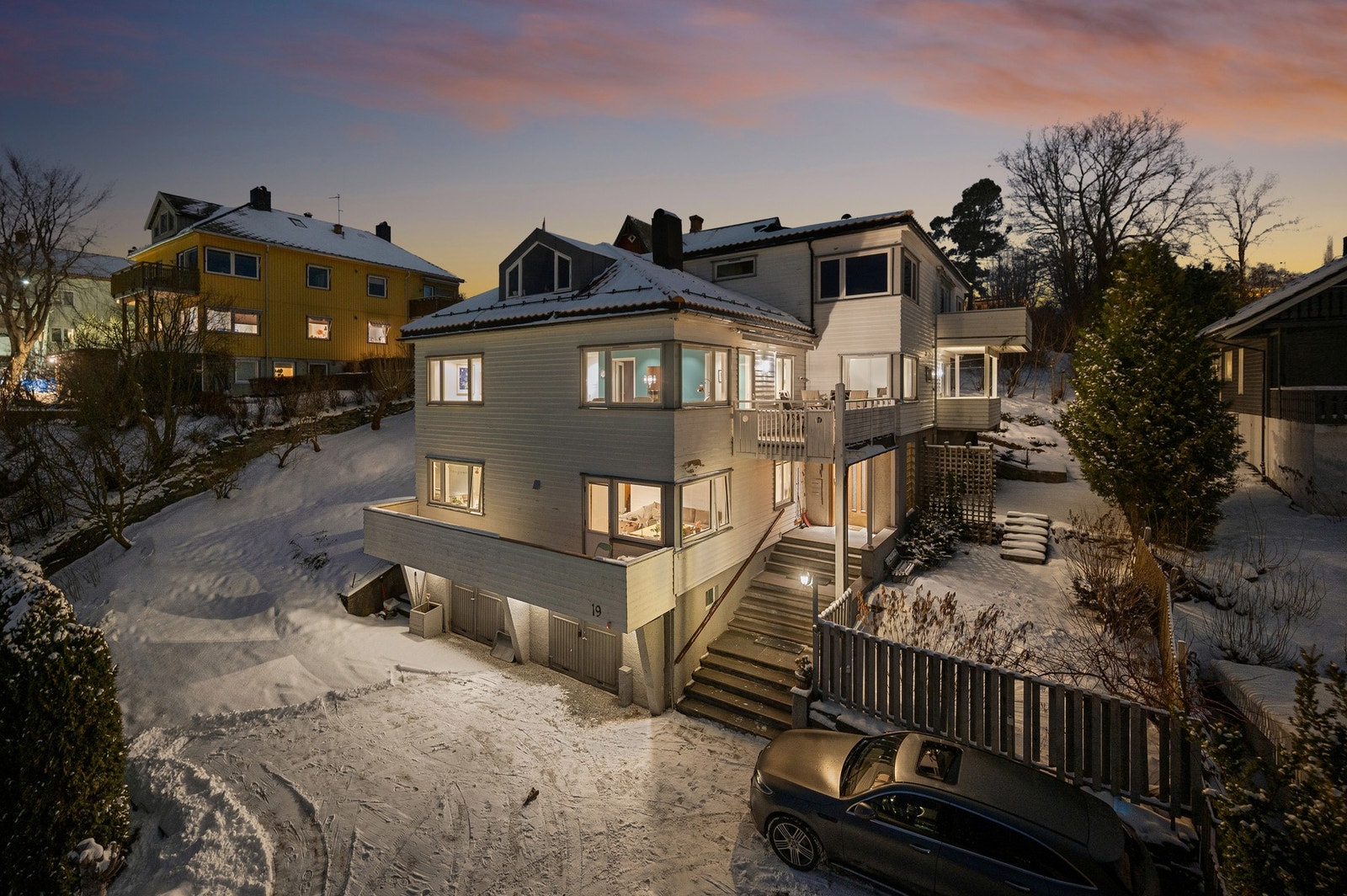 Ta kontakt med megler for mer informasjon eller avtale om privatvisning. Galleribilde