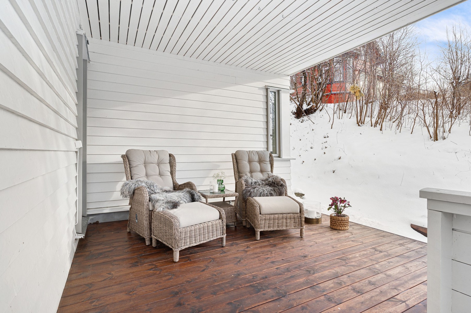 Ypperlig uteplass som kan benyttes hele året Galleribilde