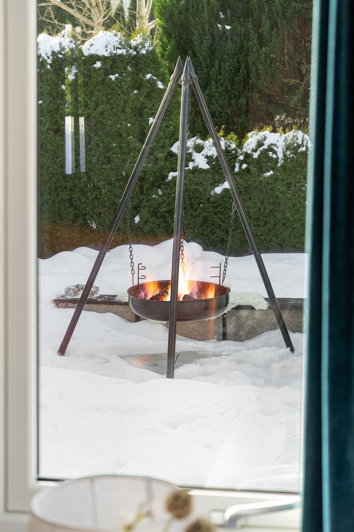 Vinteridyll i hagen - Selger eget bilde Galleribilde