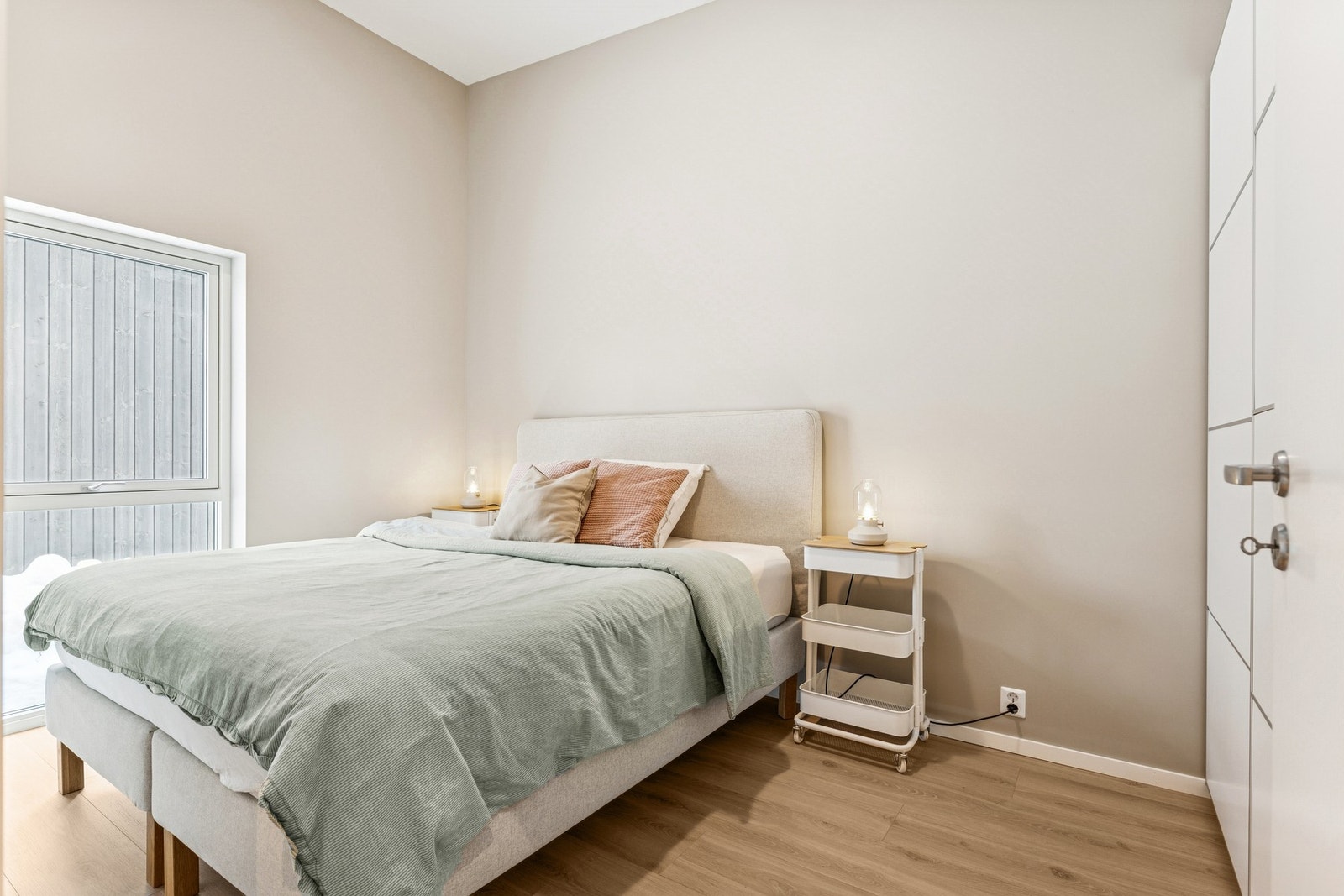 Boligen har 3 soverom - hovedsoverommet er av fin størrelse. Galleribilde