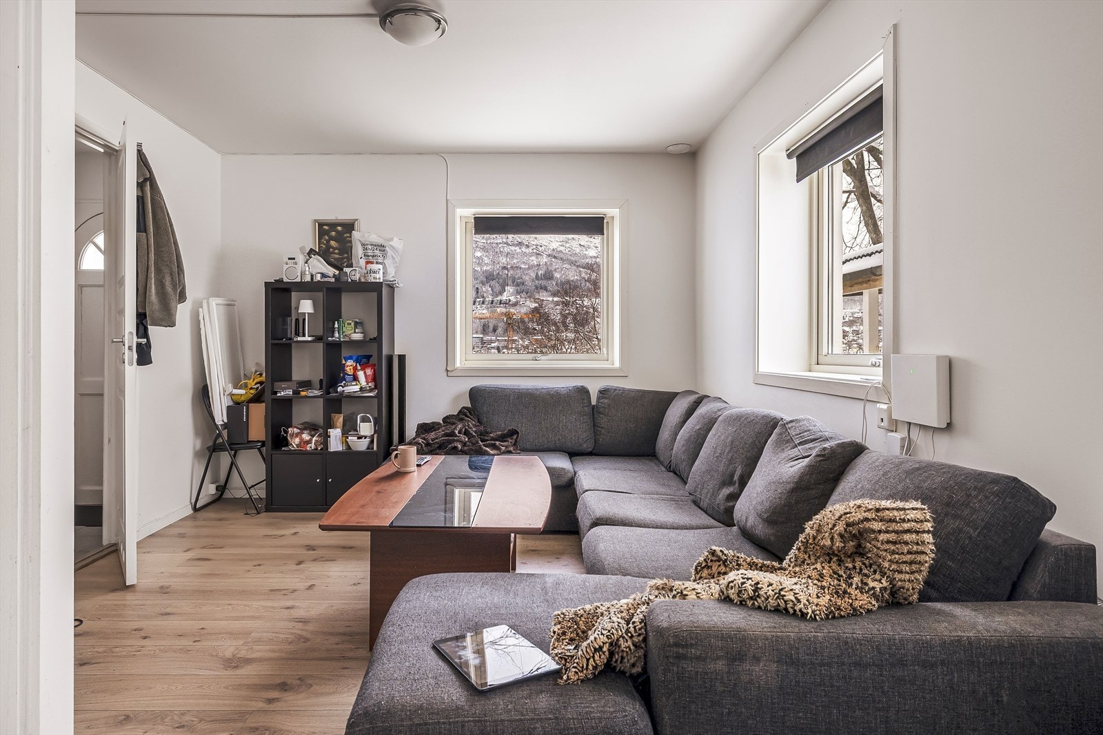 Stue i kjellerleiligheten. Galleribilde