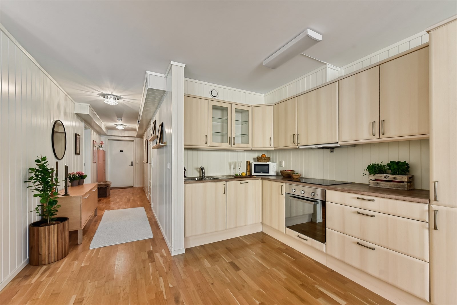 Dagens planløsning har en ekstra stor stue, da ett soverom er fjernet fra opprinnelig tegning. Galleribilde