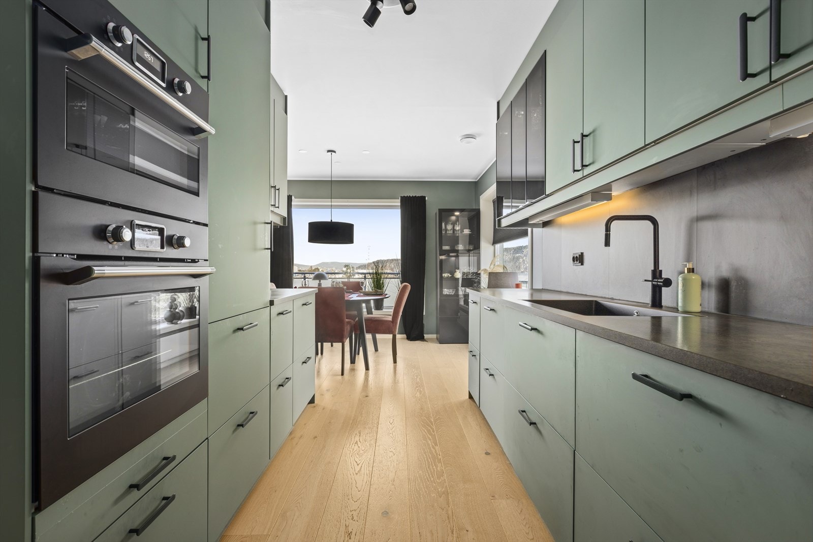 Integrerte hvitevarer Galleribilde