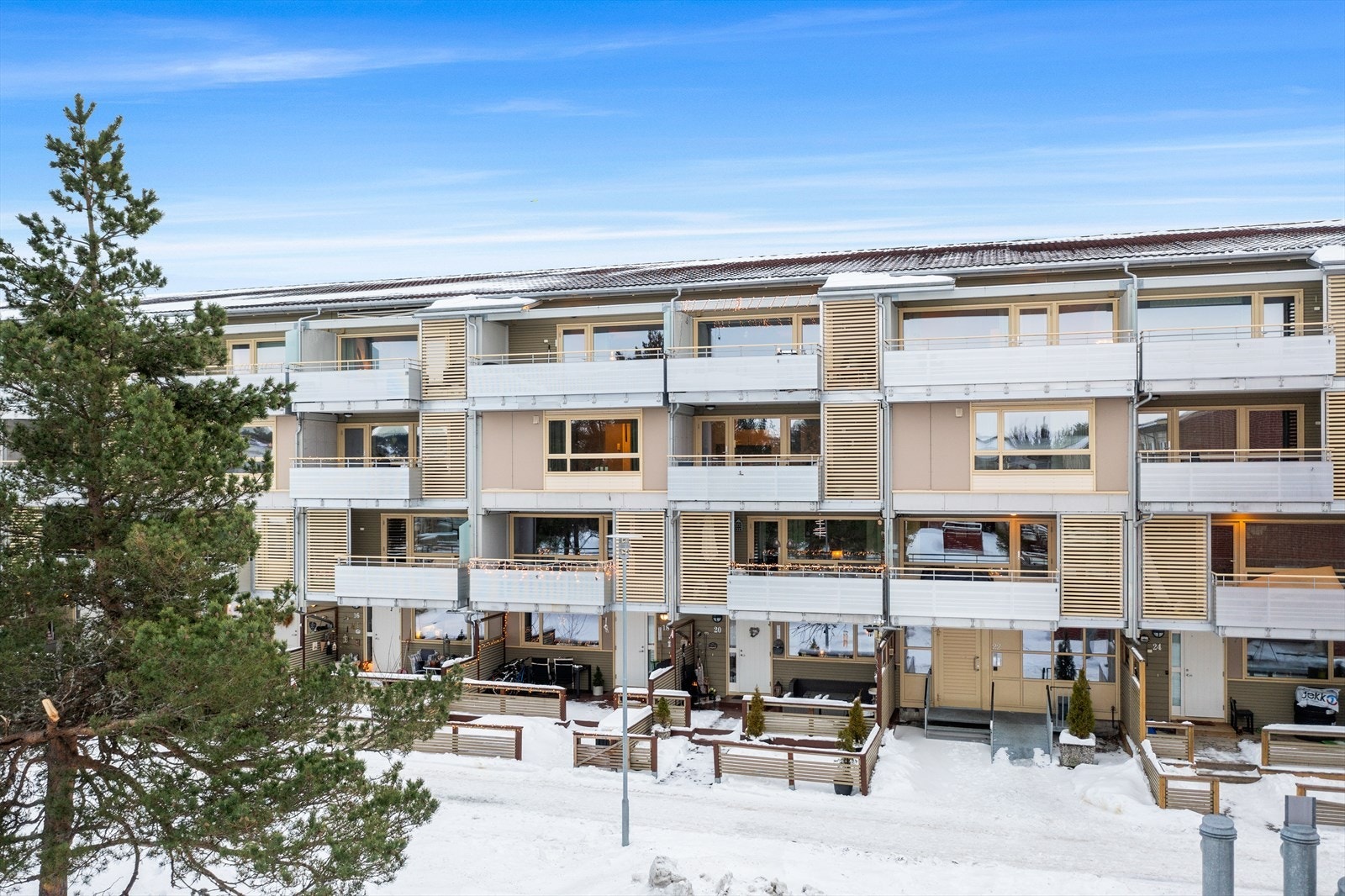 Borettslaget gjennomgikk en omfattende renovering i perioden 2013 grunnet brann i 2012, og holder en meget god bygningskropp Galleribilde