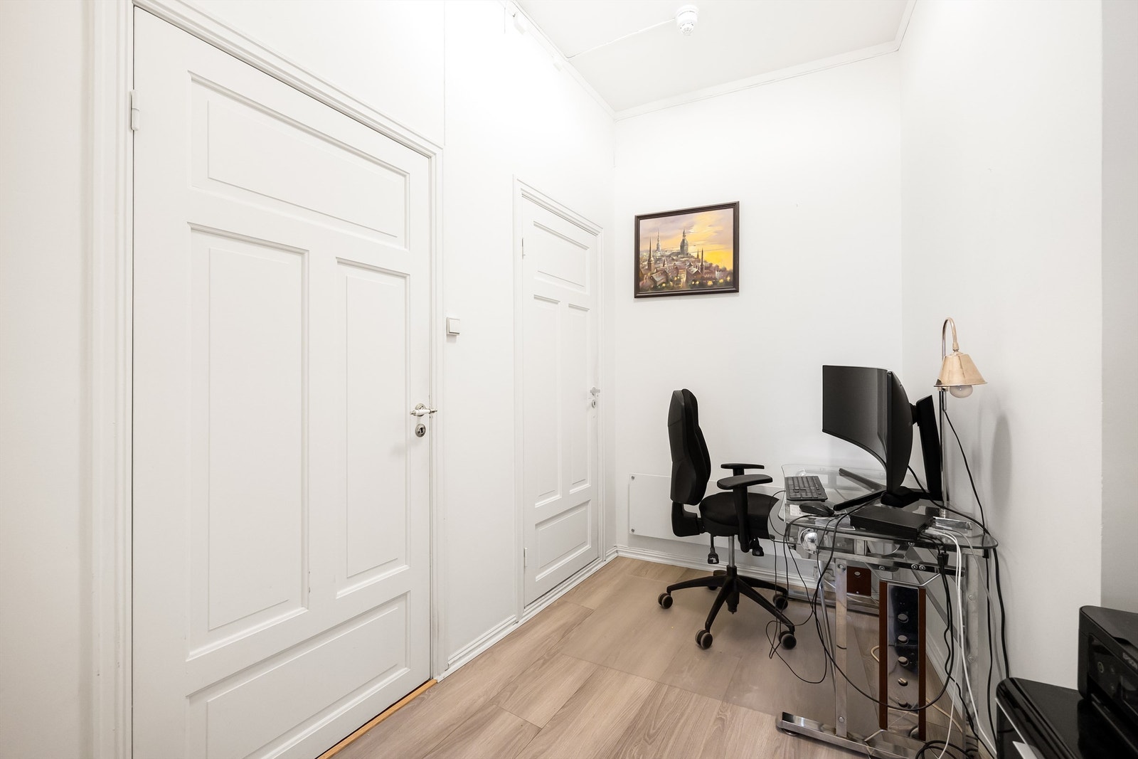 Gang benyttet som kontor. Galleribilde