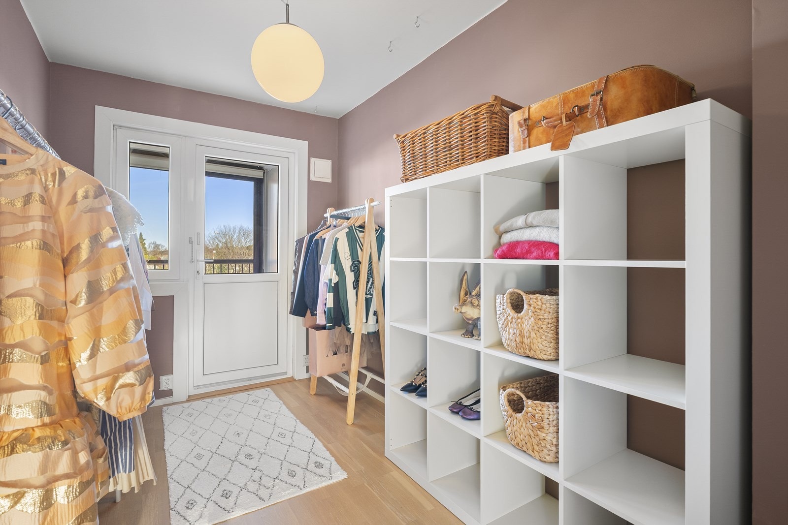 Soverom 3 med utgang til innglasset balkong Galleribilde