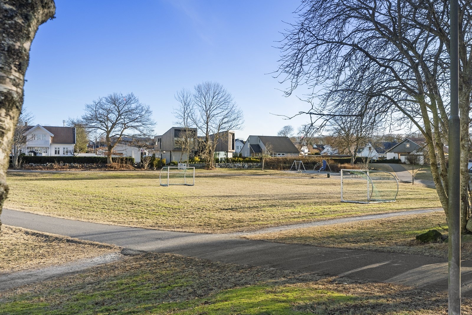 Nærområde - Turstier, lekeplasser og friområder Galleribilde