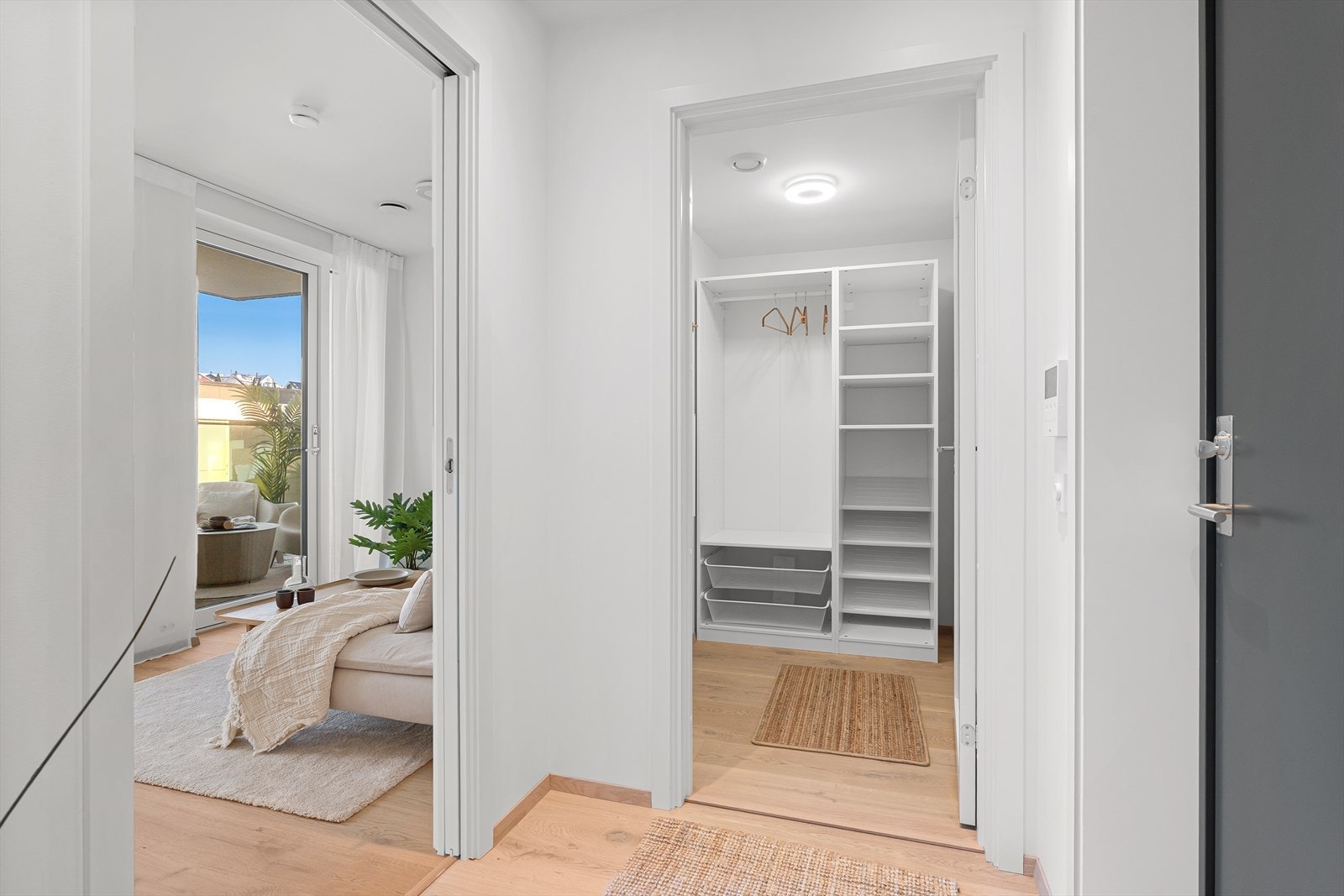 I gangen har en en praktisk bod Galleribilde